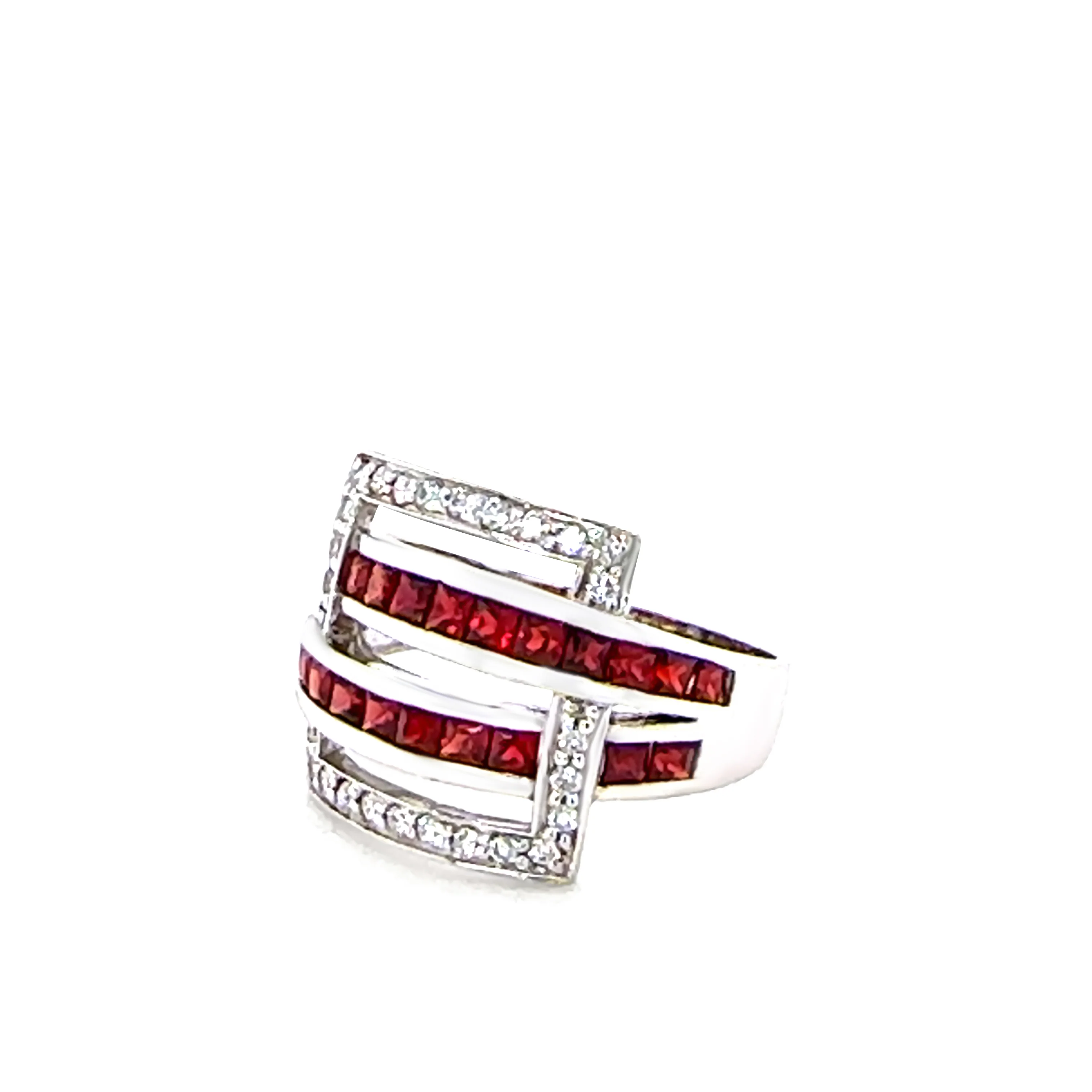 14ct White Gold Garnet and Diamond Ring 0.26ct 6.35g - Image 7