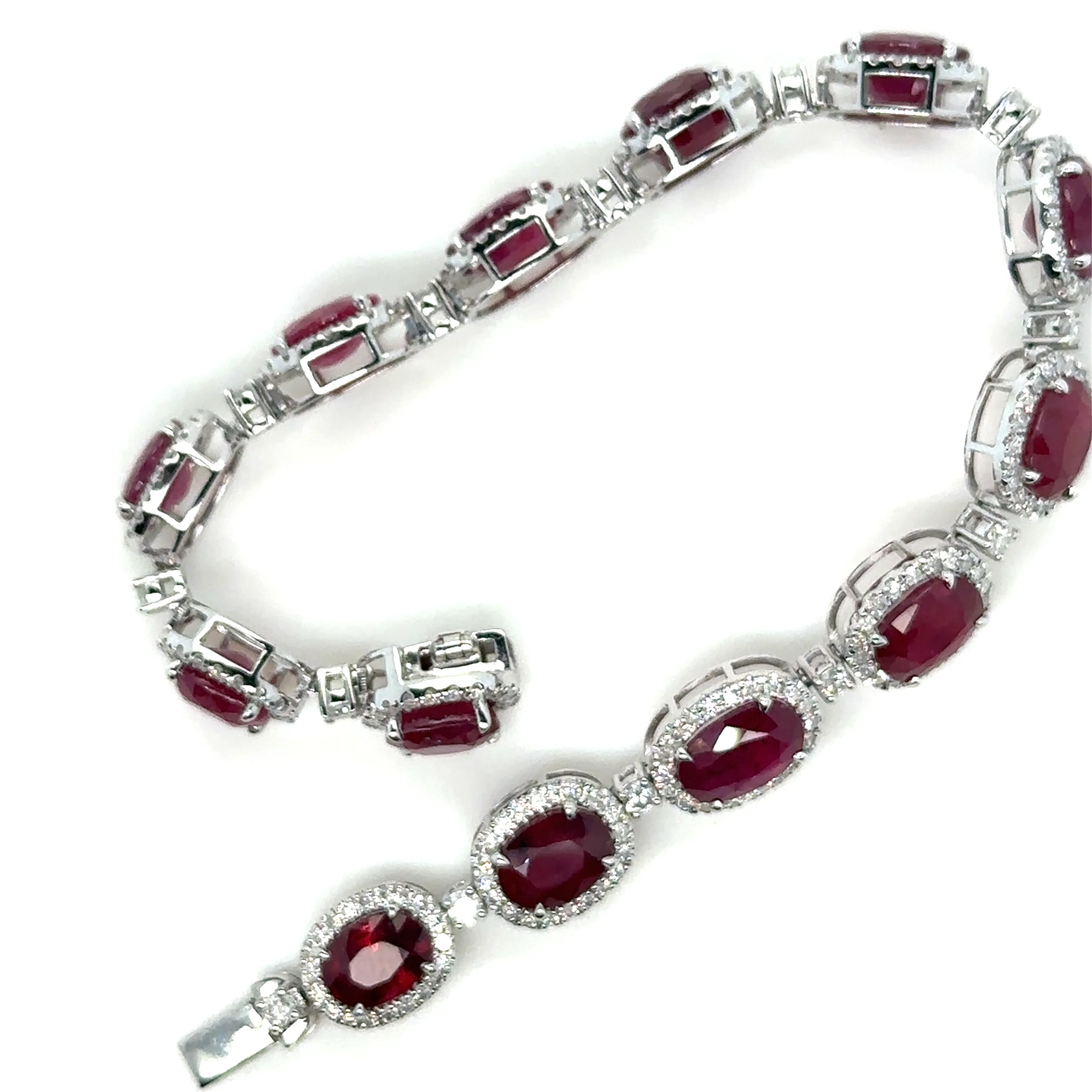 14ct White Gold Ruby and Diamond Bracelet 29.26ct - Image 7