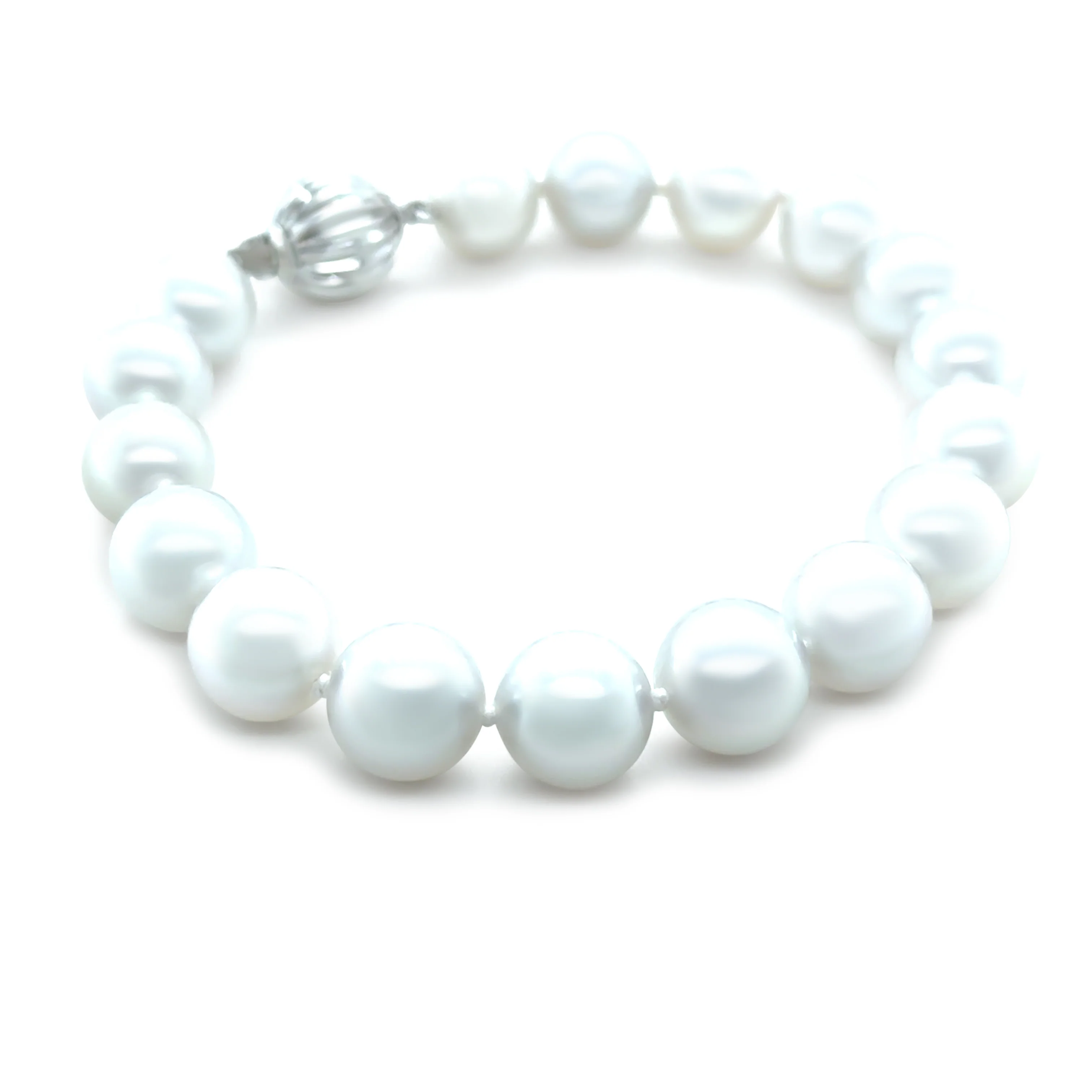 14ct White Gold South Sea Cultured Pearl Knotted Bracelet - Image 3