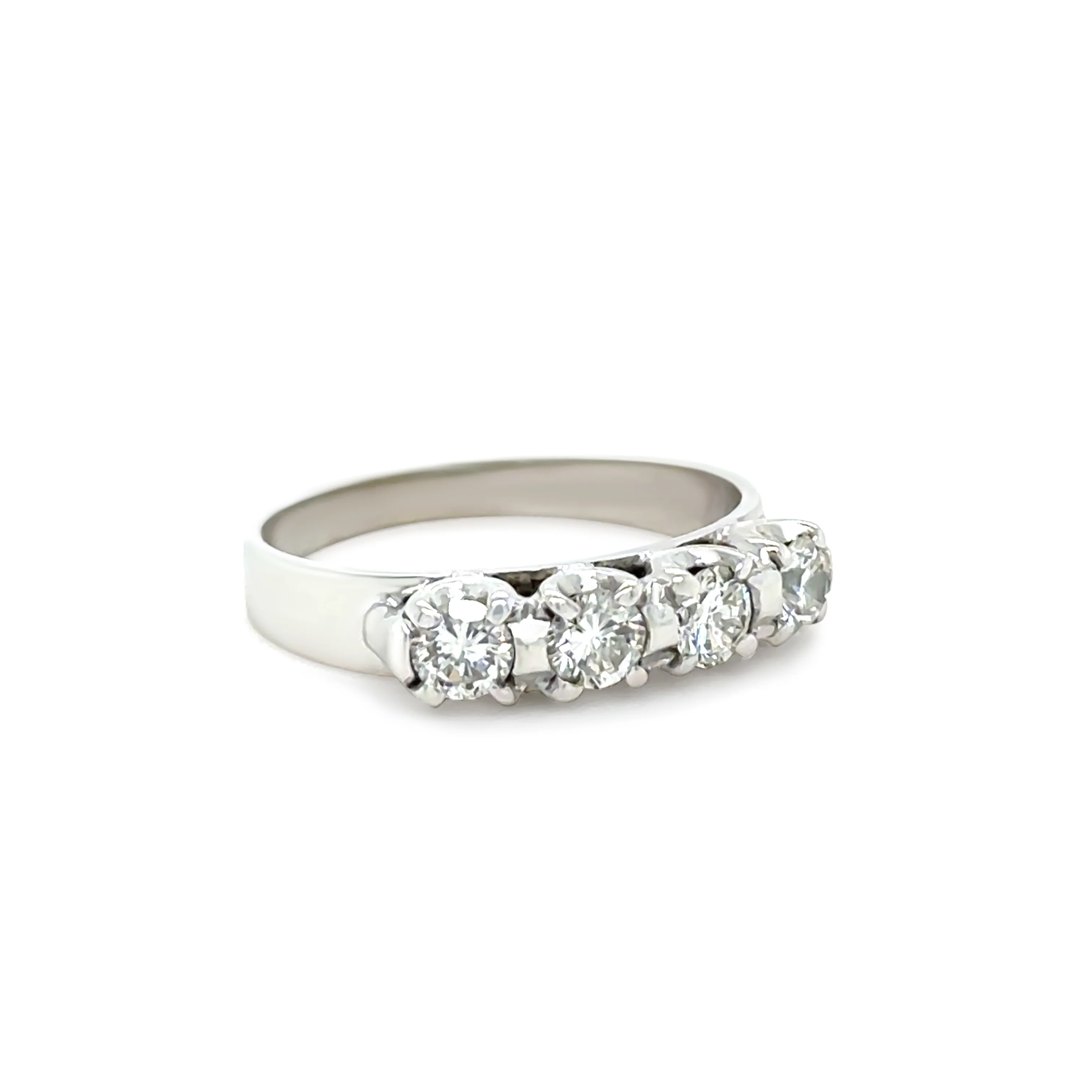 18ct White Gold Diamond Eternity Ring 0.60ct 3g - Image 2