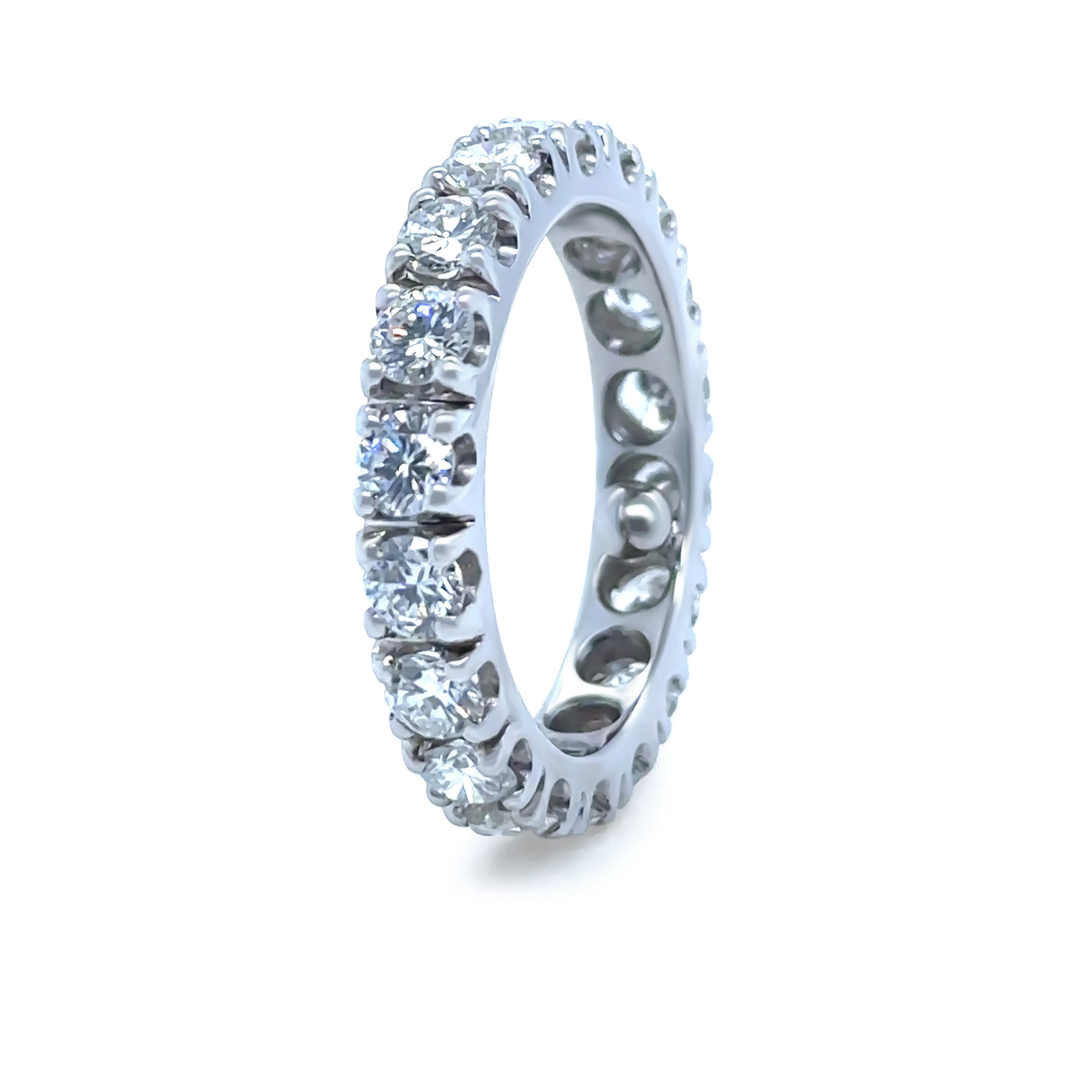 18ct White Gold Diamond Full Eternity Ring 2.70ct 5.12g - Image 6
