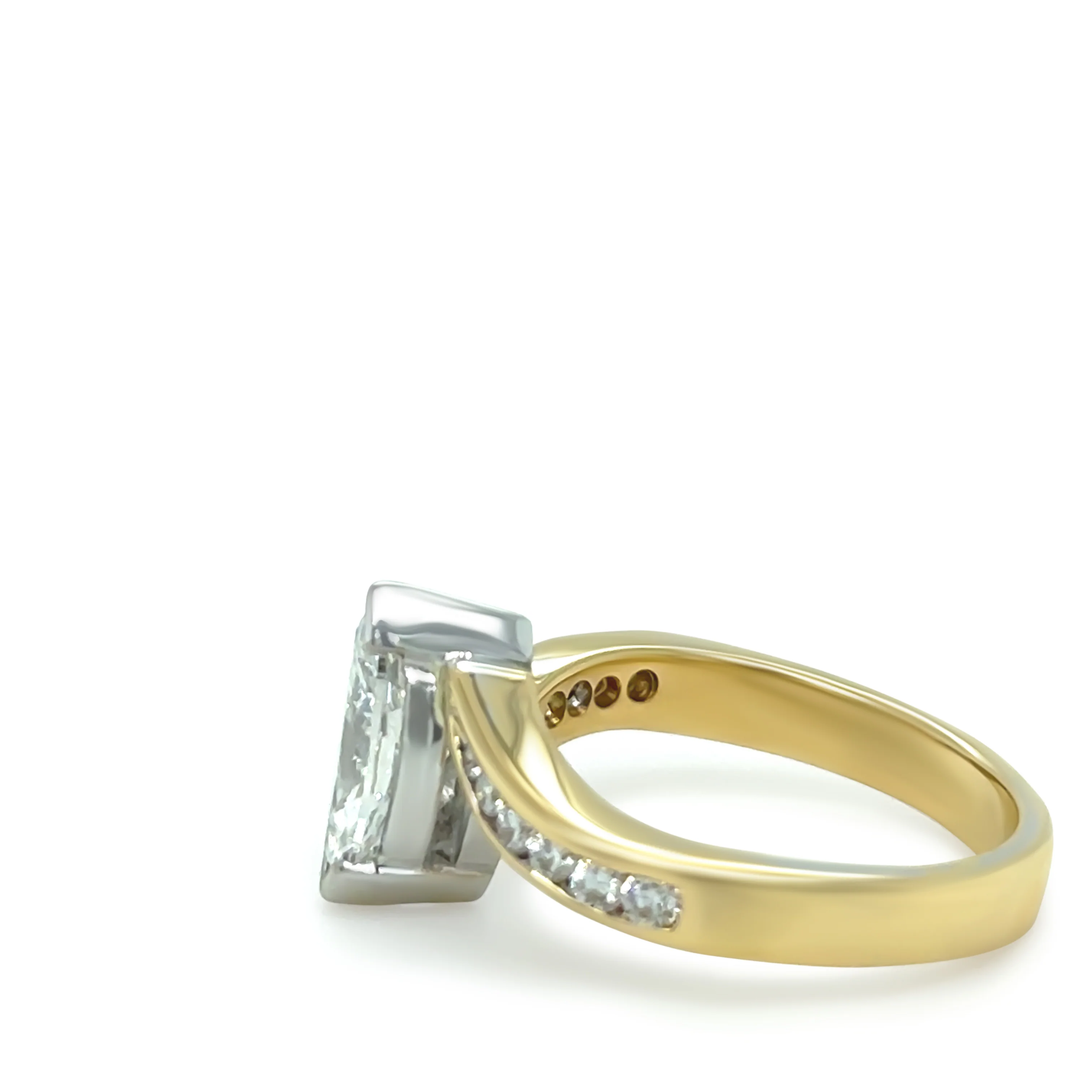 18ct Yellow and White Gold Marquise Diamond Engagement Ring 1.21ct 5.09g - Image 3