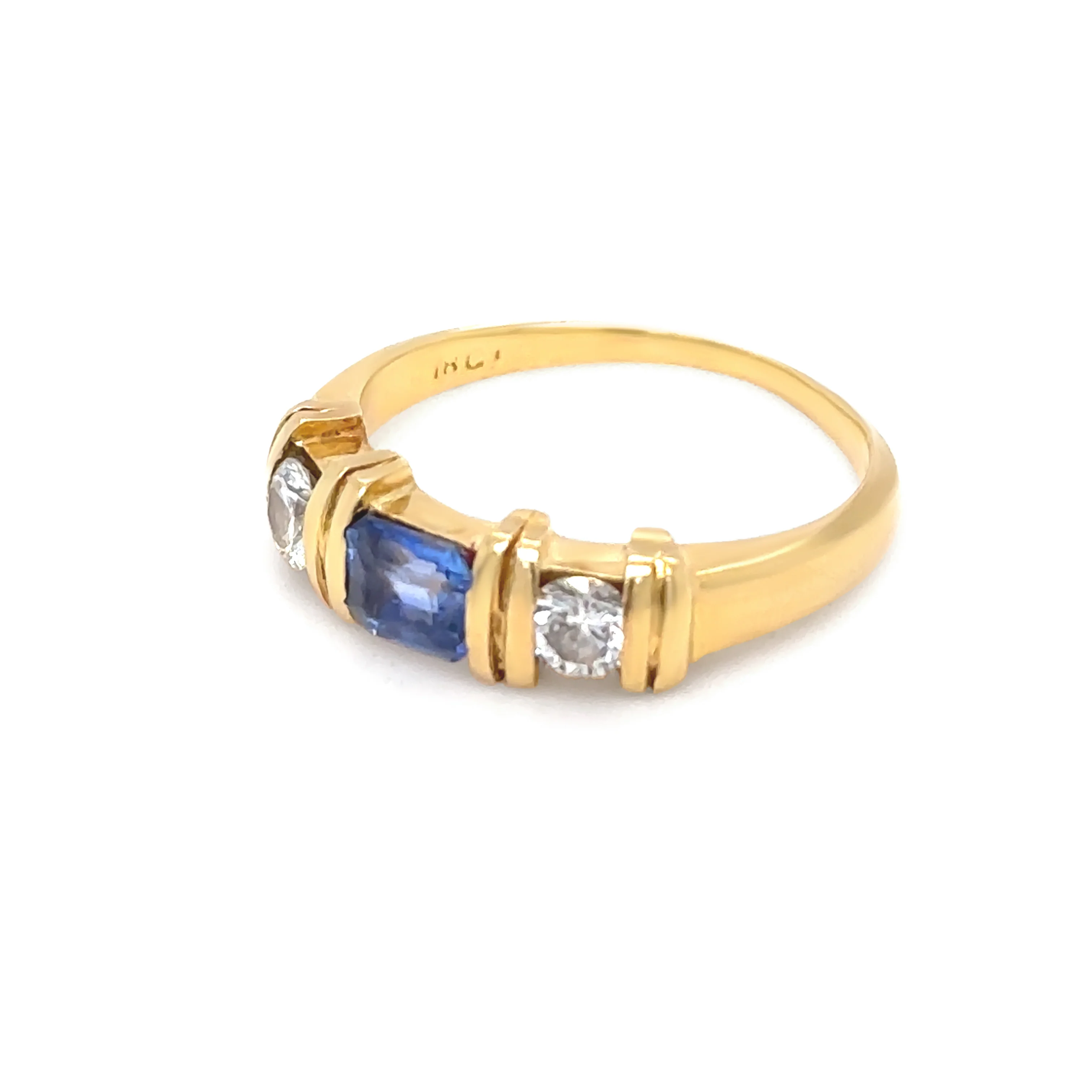 18ct Yellow Gold Sapphire and Diamond Ring 0.70ct 3.6g - Image 5