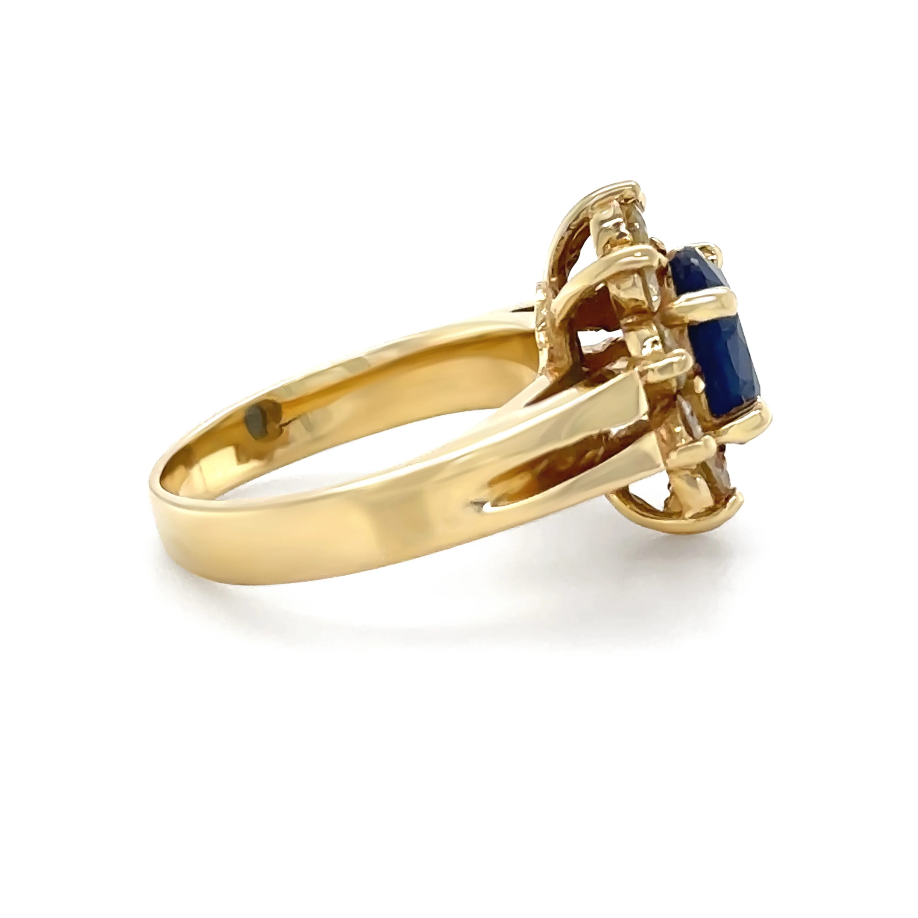 18ct Yellow Gold Sapphire and Diamond Ring 1.80ct 5.7g - Image 4