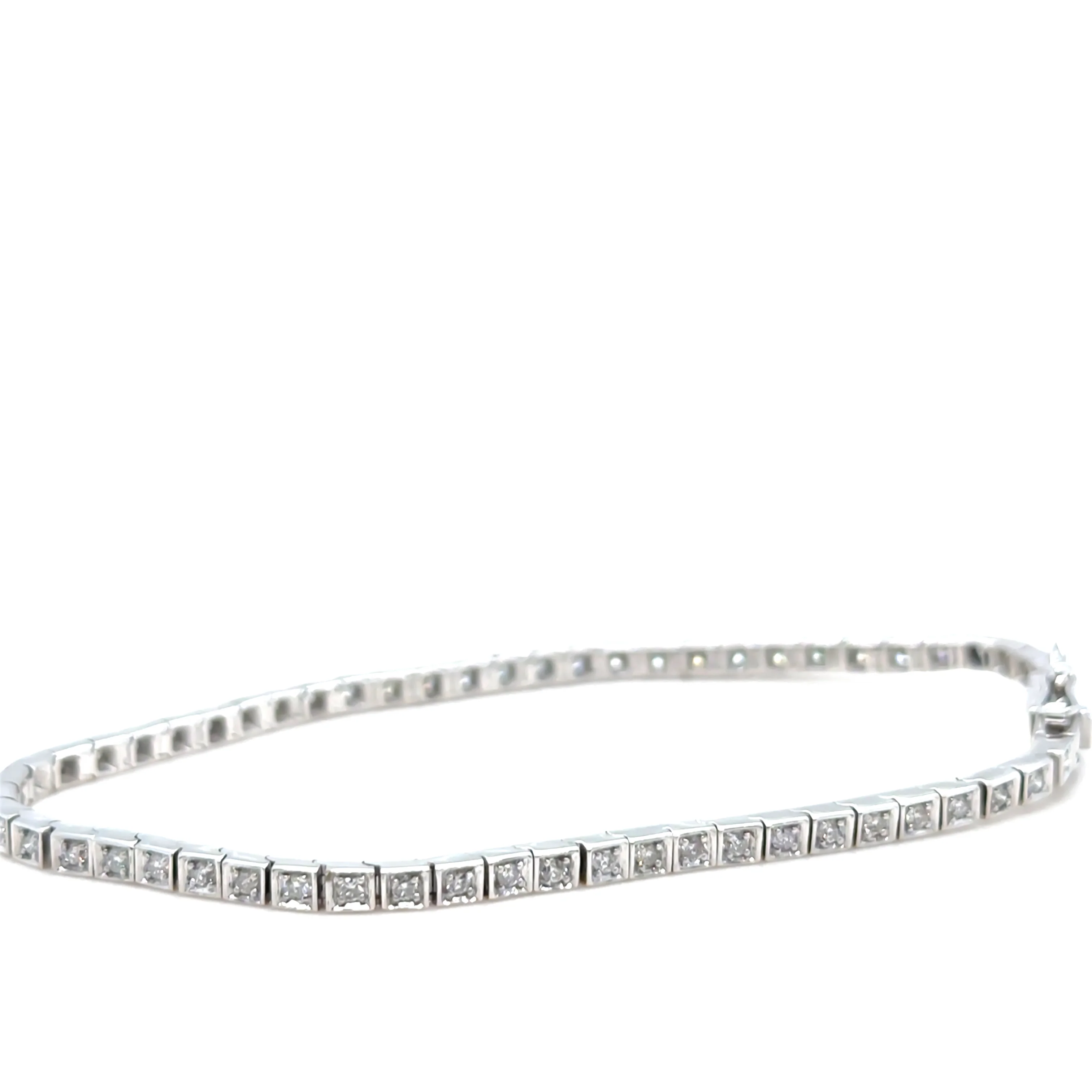 Bespoke 10ct White Gold Diamond Tennis Bracelet 1.18ct - Image 2