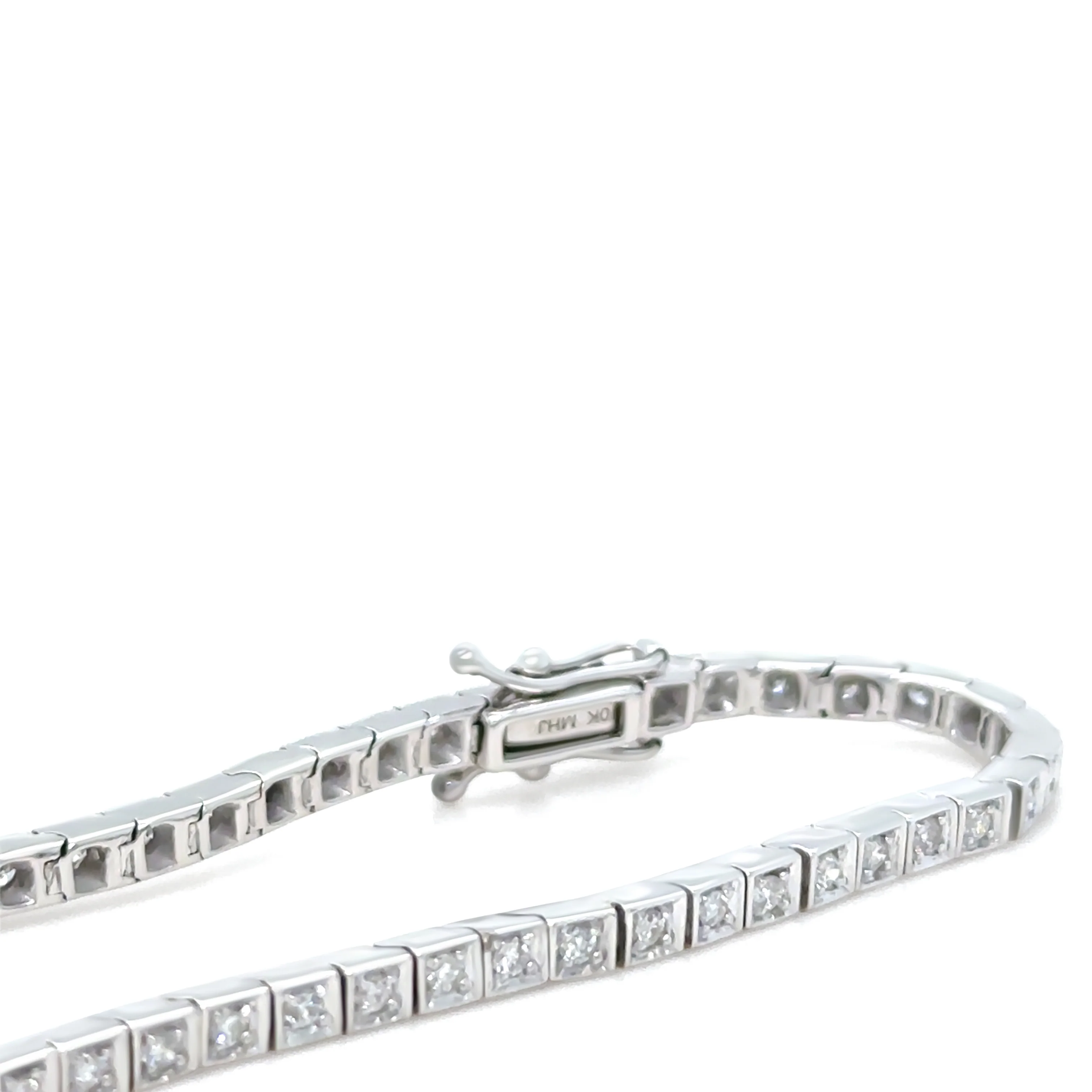 Bespoke 10ct White Gold Diamond Tennis Bracelet 1.18ct - Image 4