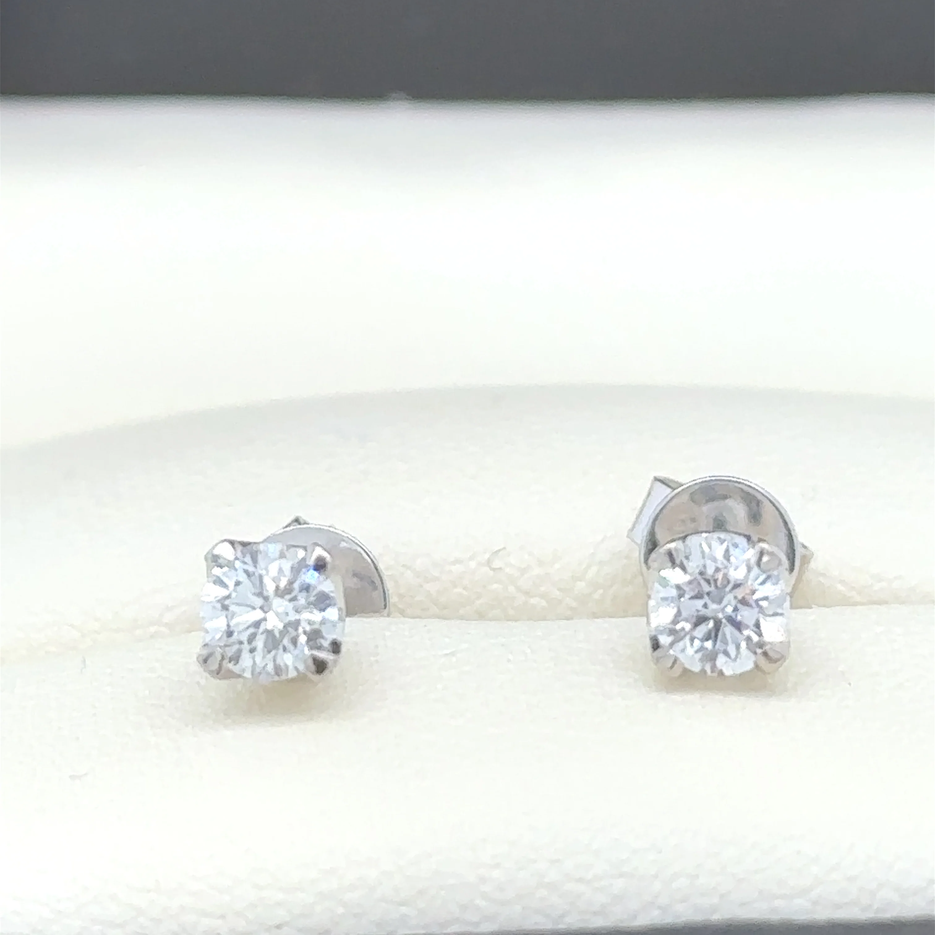 Bespoke 18ct White Gold Diamond Stud Earrings 0.46ct - Image 3