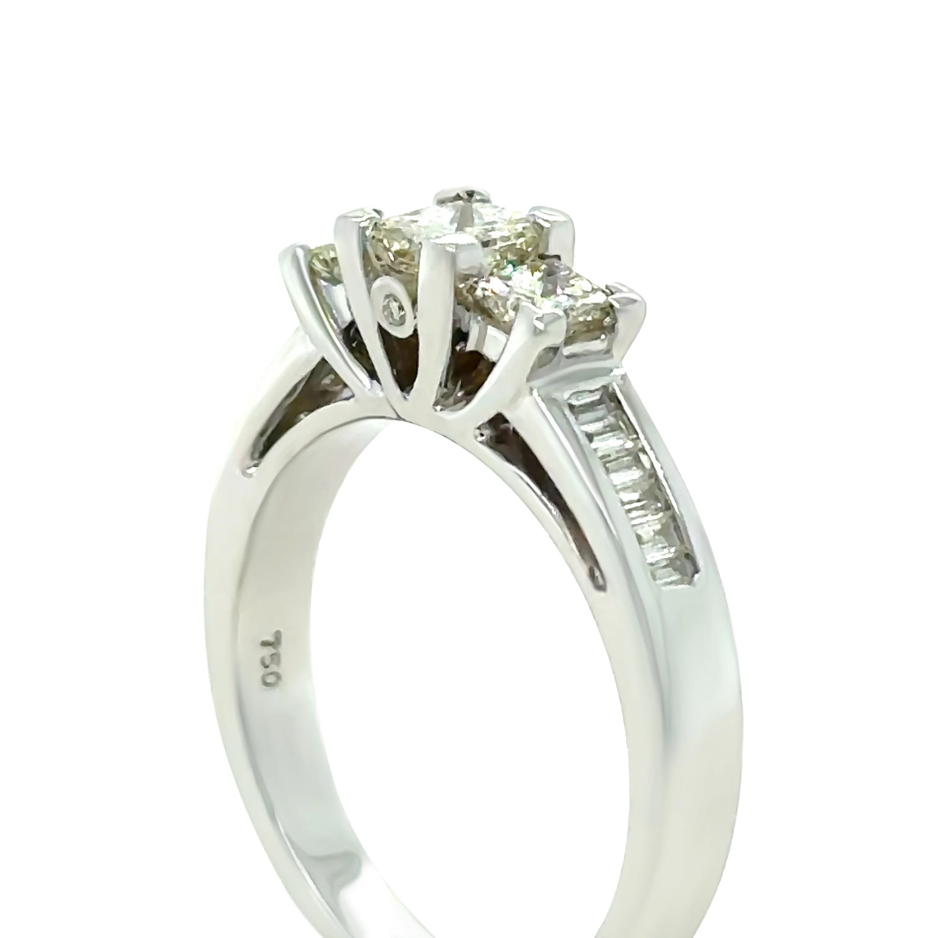 Bespoke 18ct White Gold Diamond Trilogy Ring 1.00ct - Image 5