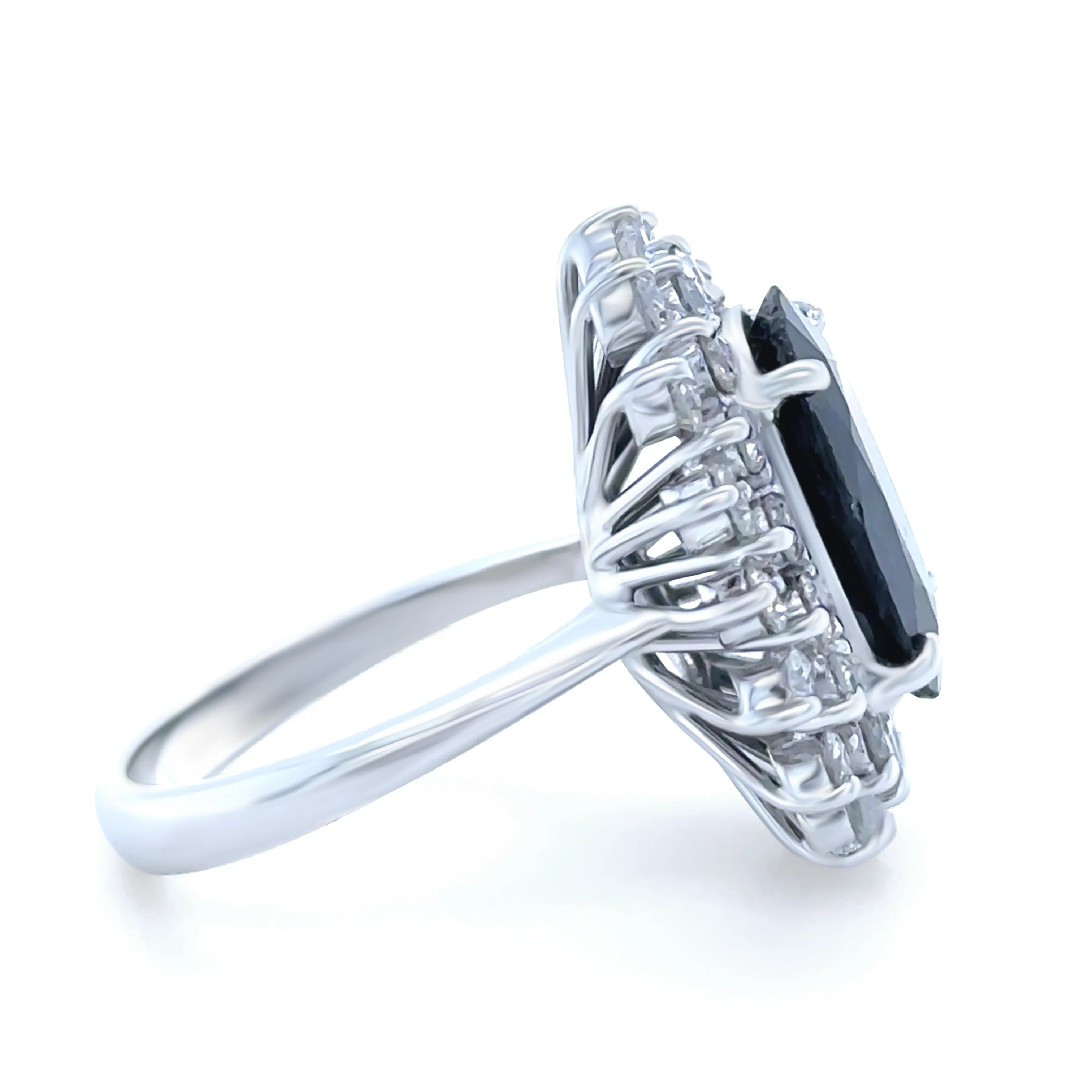 Bespoke 18ct White Gold Sapphire and Diamond Ring 5.15ct - Image 6