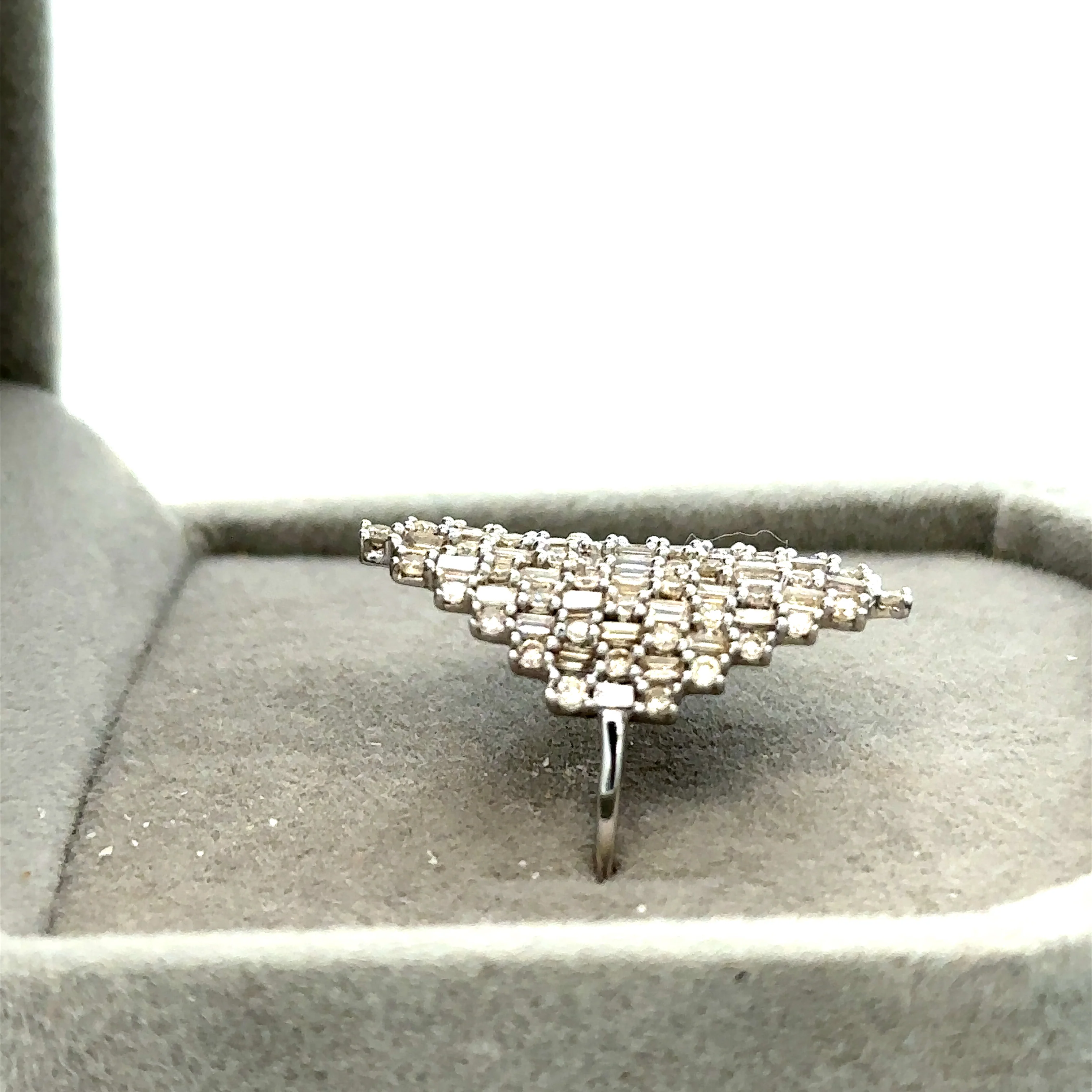 Bespoke Small Diamond Ring 1ct - Image 8