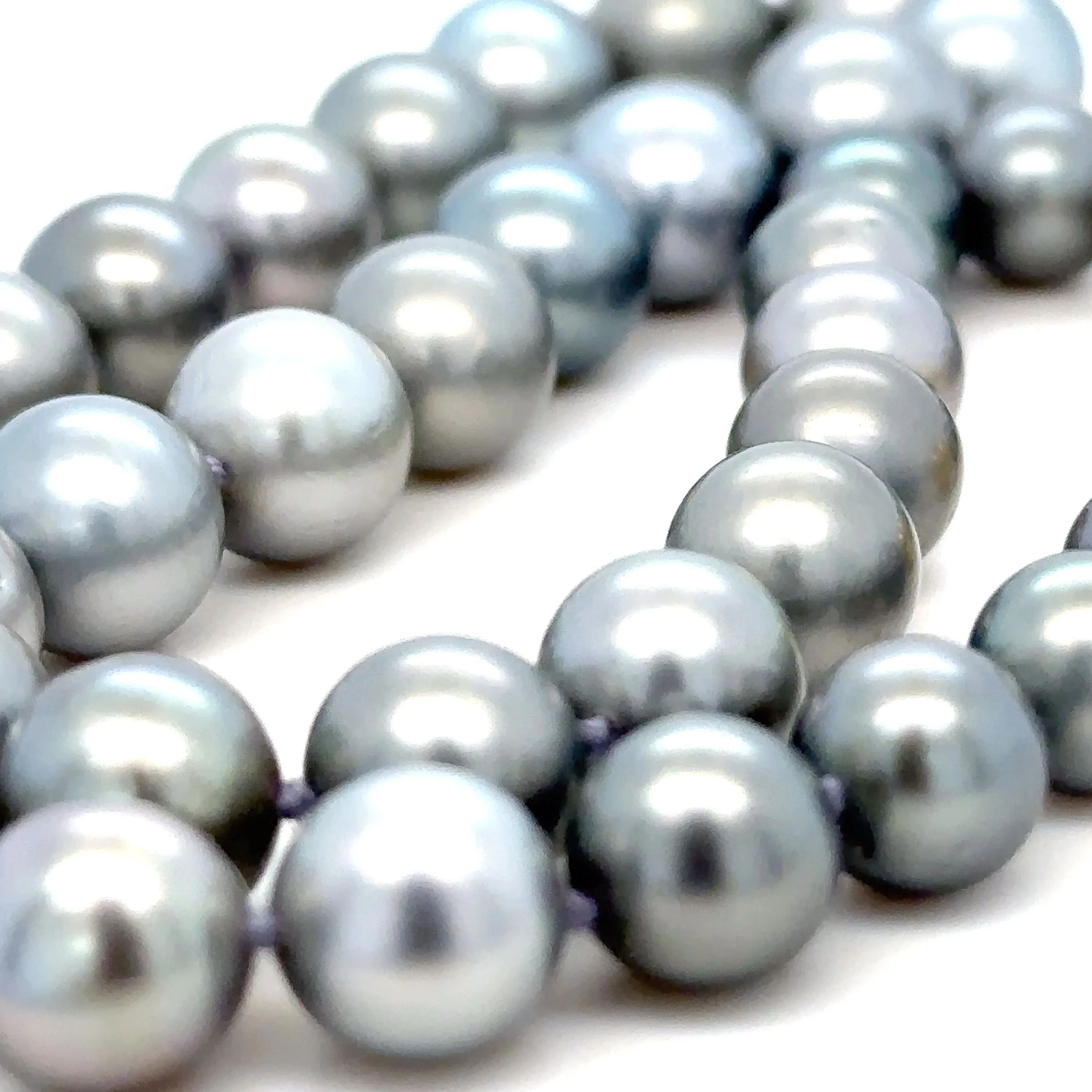 Bespoke Tahitian South Sea Cultured Pearl Necklace - Image 6