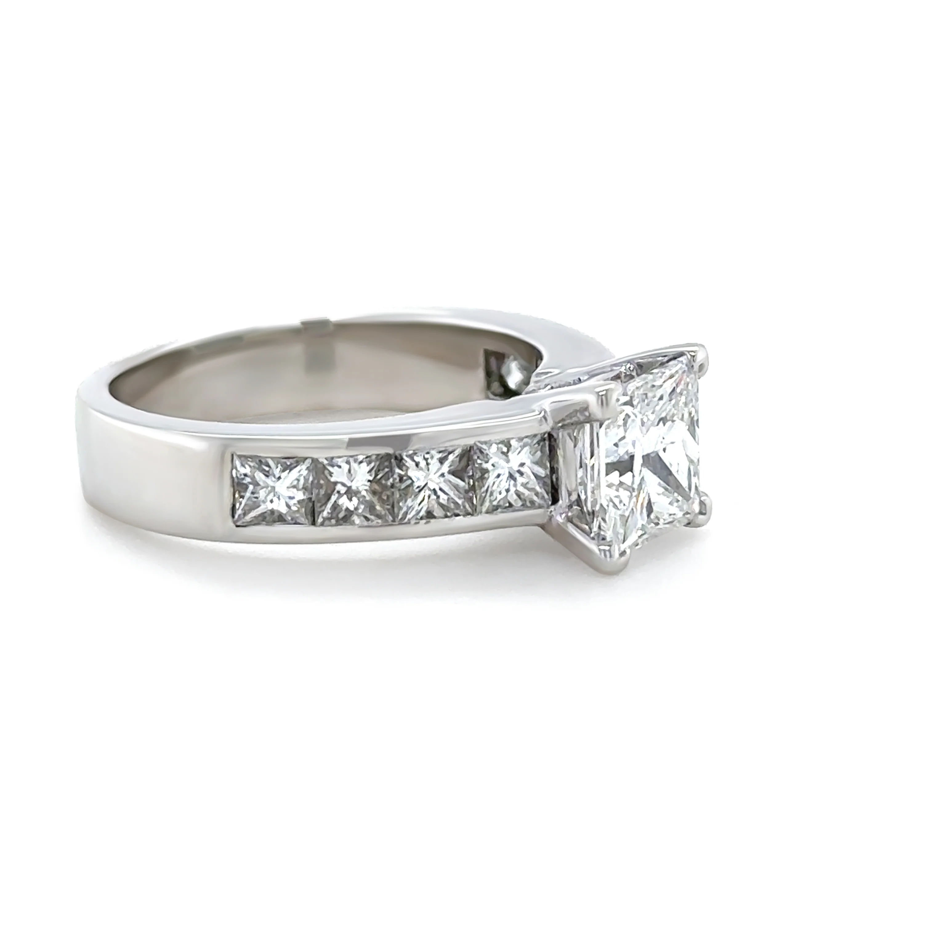 GIA 18ct White Gold Diamond Engagement Ring 2.83ct 7.72g - Image 4