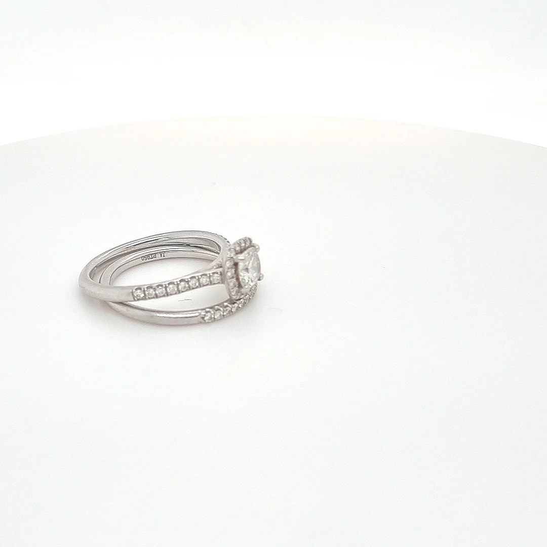GIA Engagement & Wedding Ring Set - Image 4