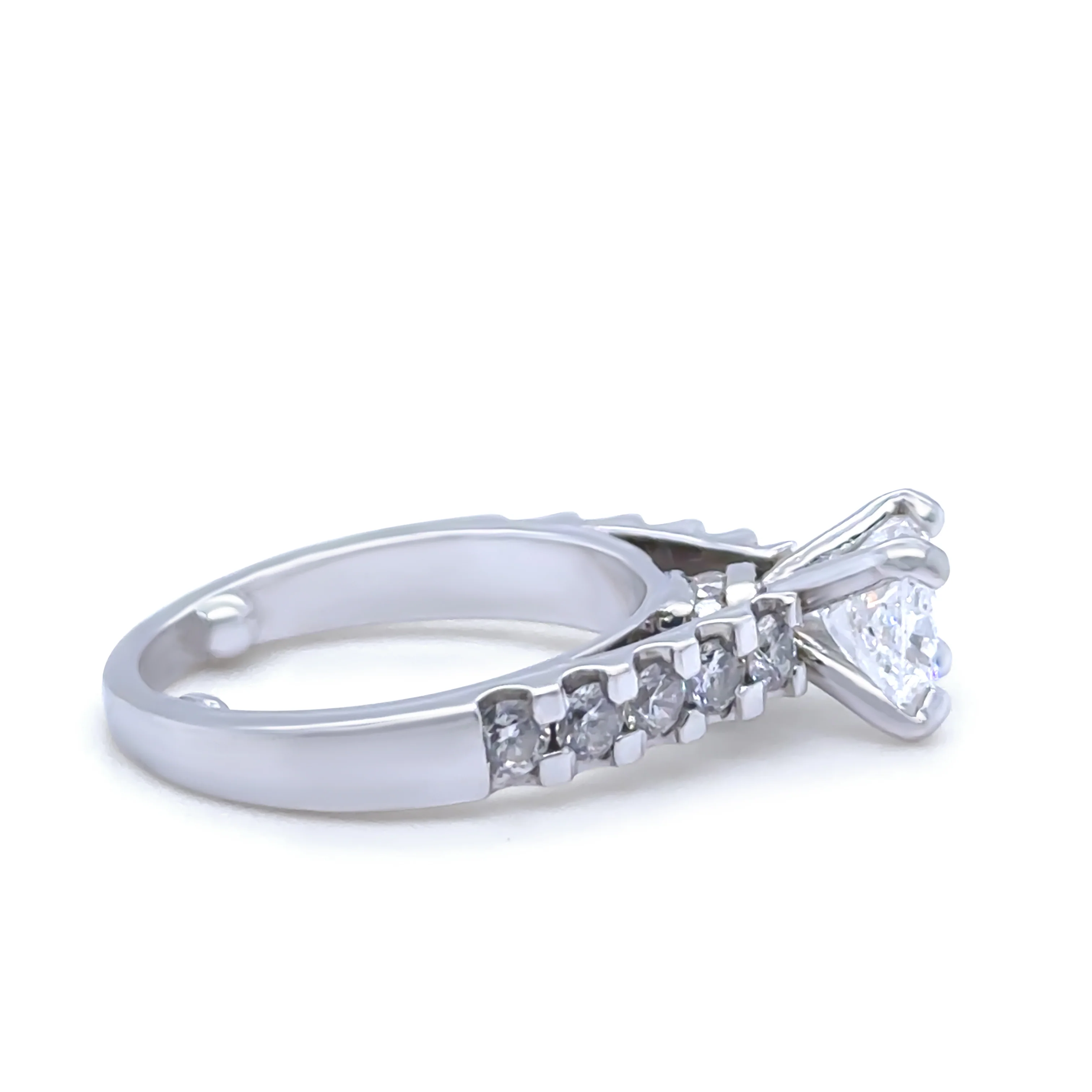 GIA Platinum Cushion Cut Diamond Ring 2.00ct 8.95g - Image 2
