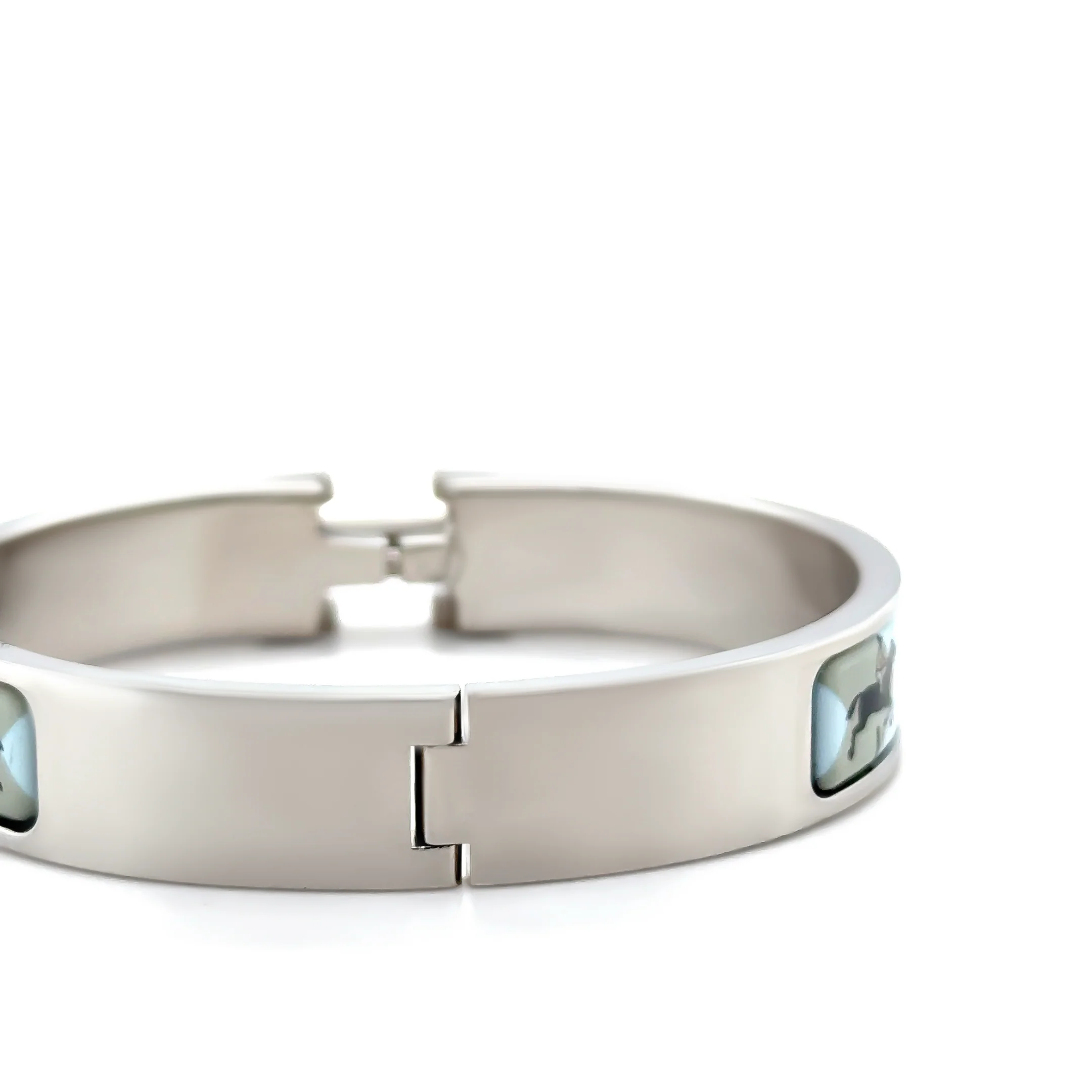 Hermès Clic H Narrow Enamel Bracelet “Les Allures” - Image 4
