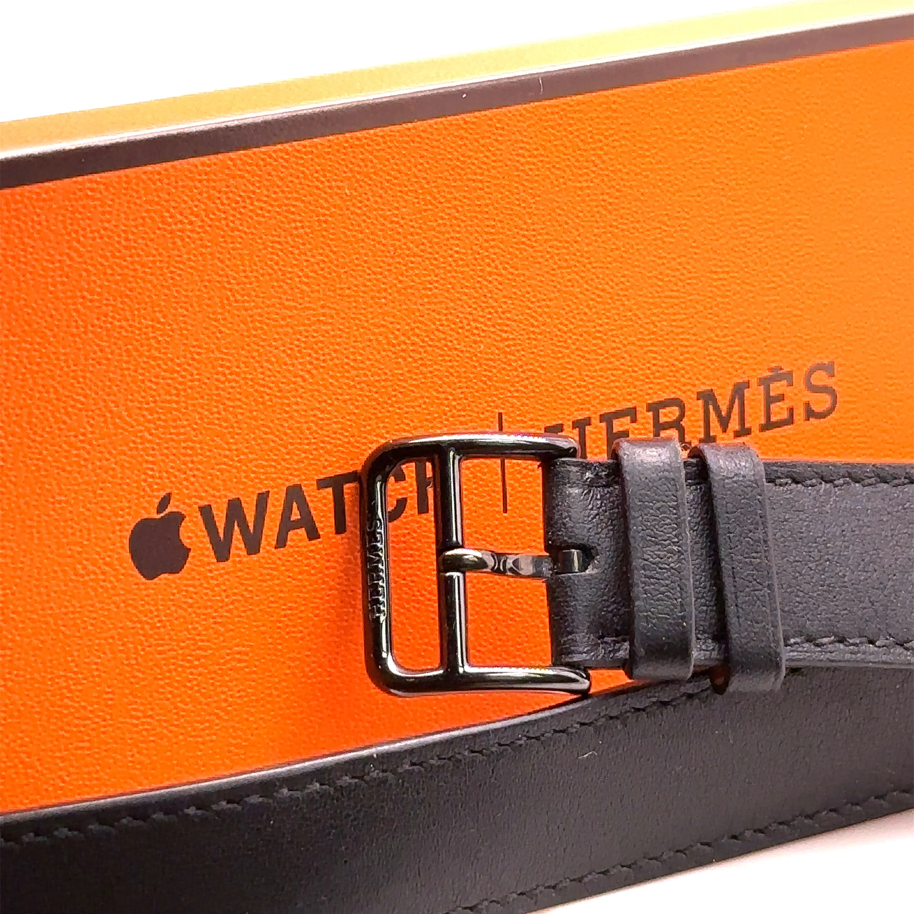 Hermès Double Tour 41mm Attelage Apple Watch Band (Black) - Image 3