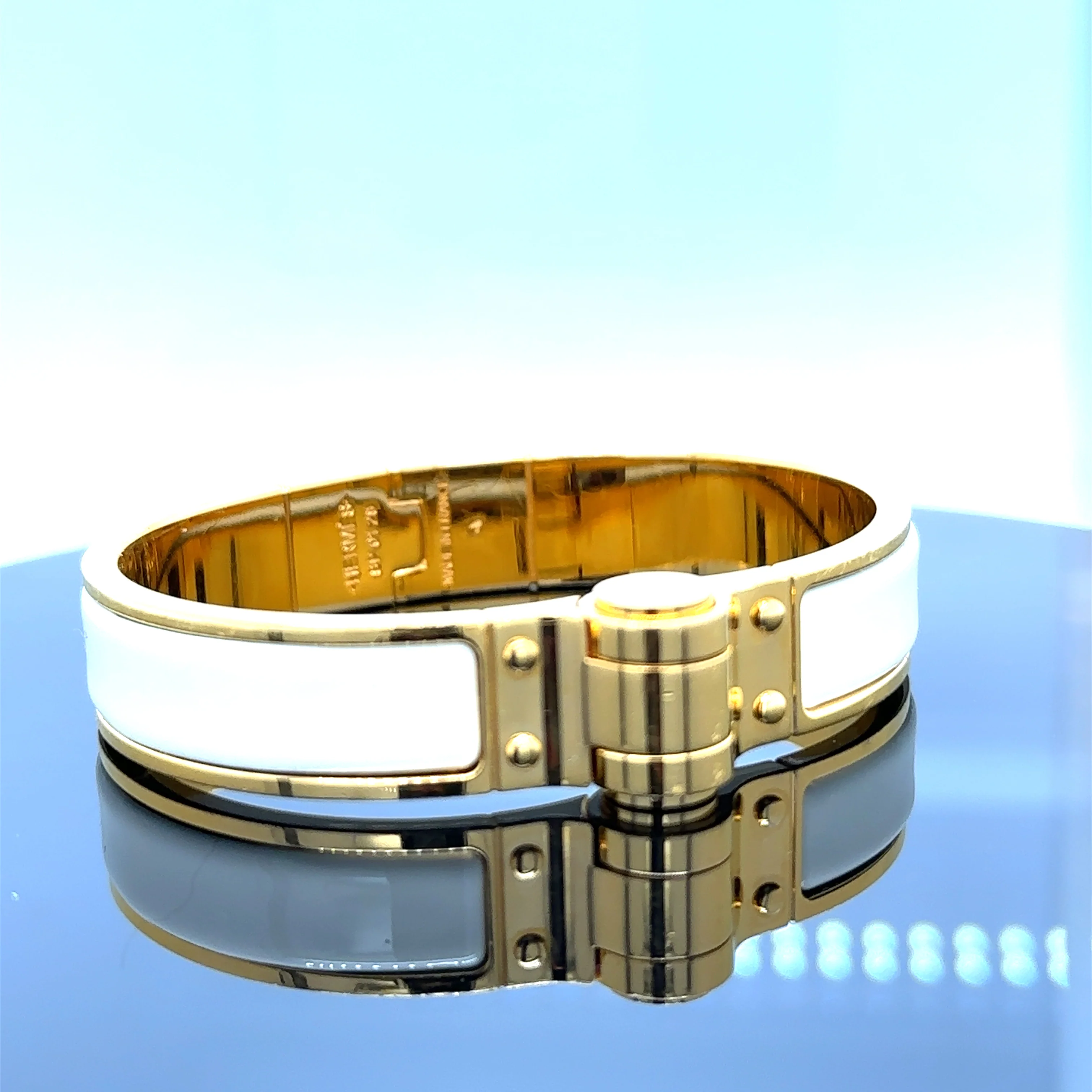 Hermes Yellow Gold Hinged Bracelet - White - Image 3