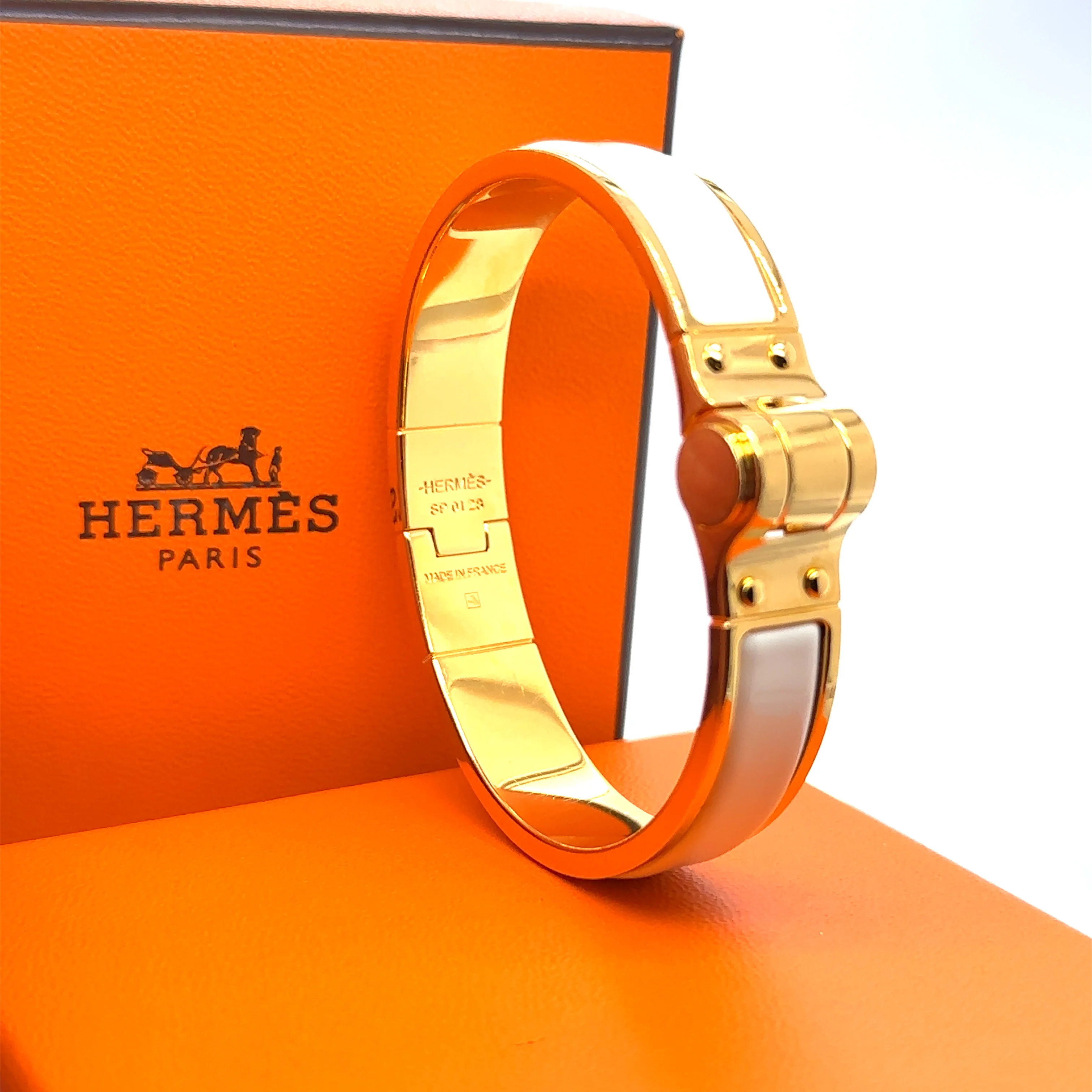 Hermes Yellow Gold Hinged Bracelet - White - Image 7