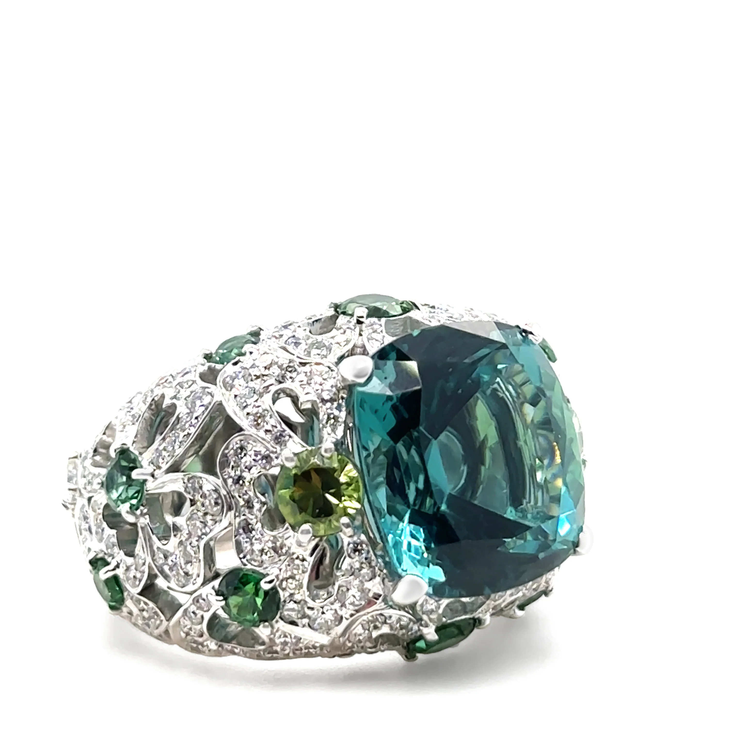 Garrard 18ct White Gold Bombé Cocktail Ring 11.47ct - Image 3