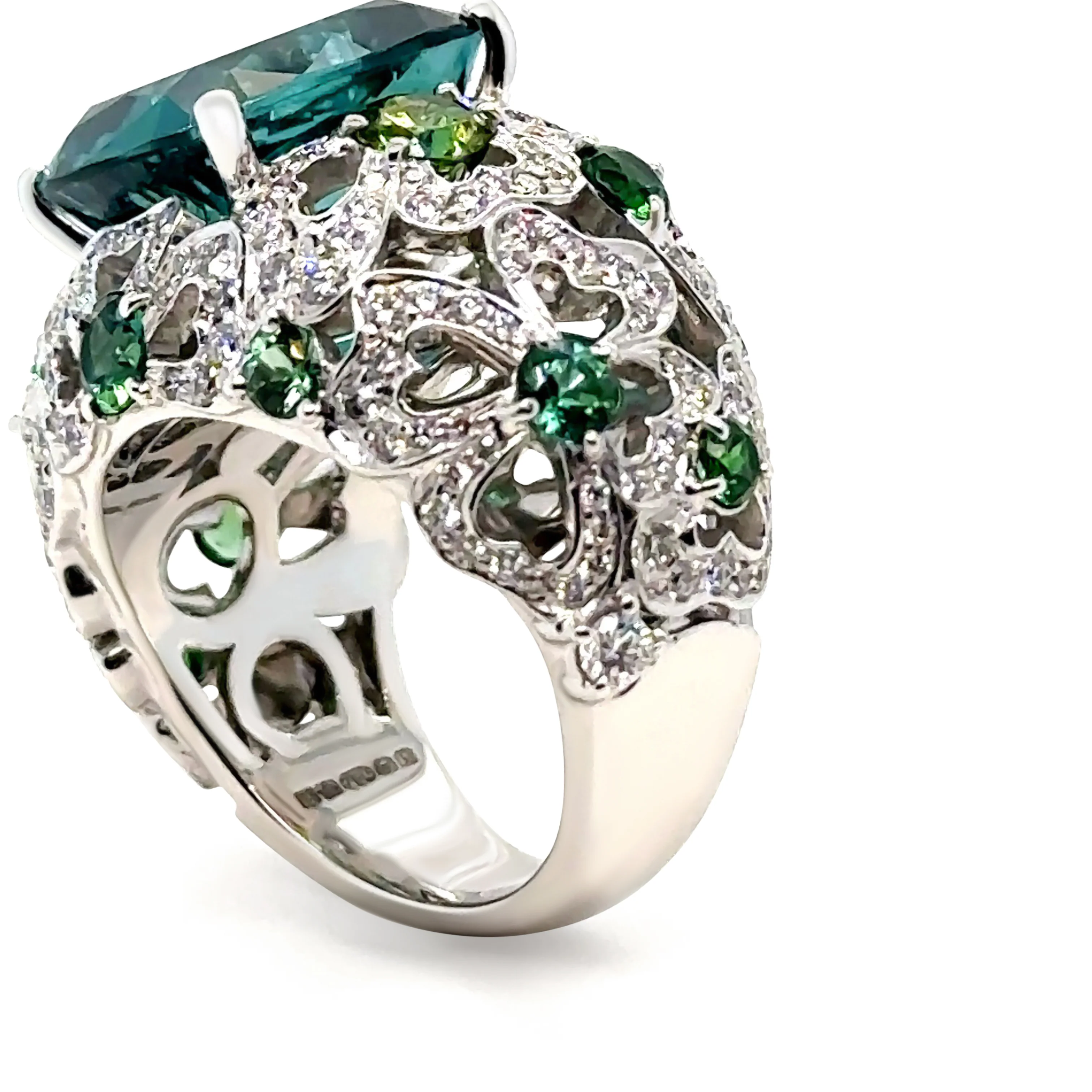 Garrard 18ct White Gold Bombé Cocktail Ring 11.47ct - Image 6