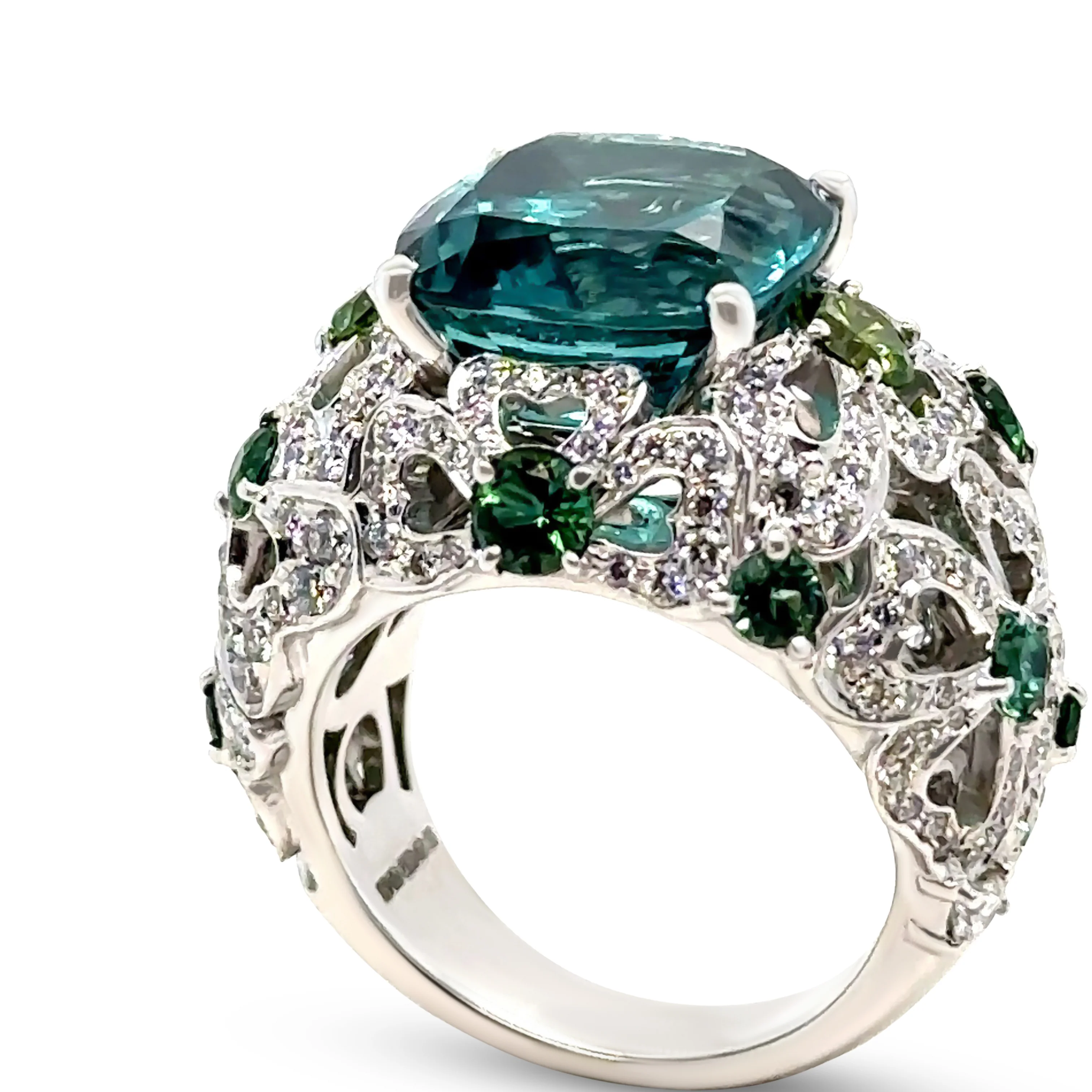 Garrard 18ct White Gold Bombé Cocktail Ring 11.47ct - Image 9