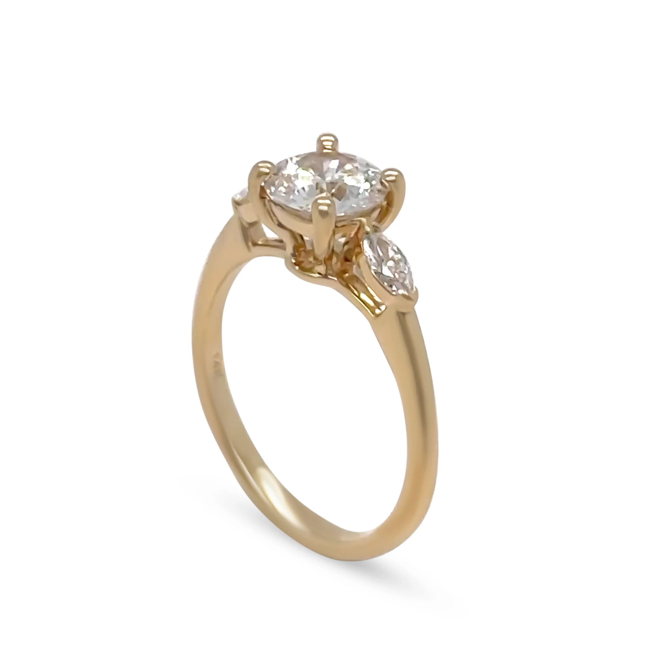 James Allen 14ct Yellow Gold Three-Stone Lab Diamond Ring 0.95ct 2.36g - Image 7