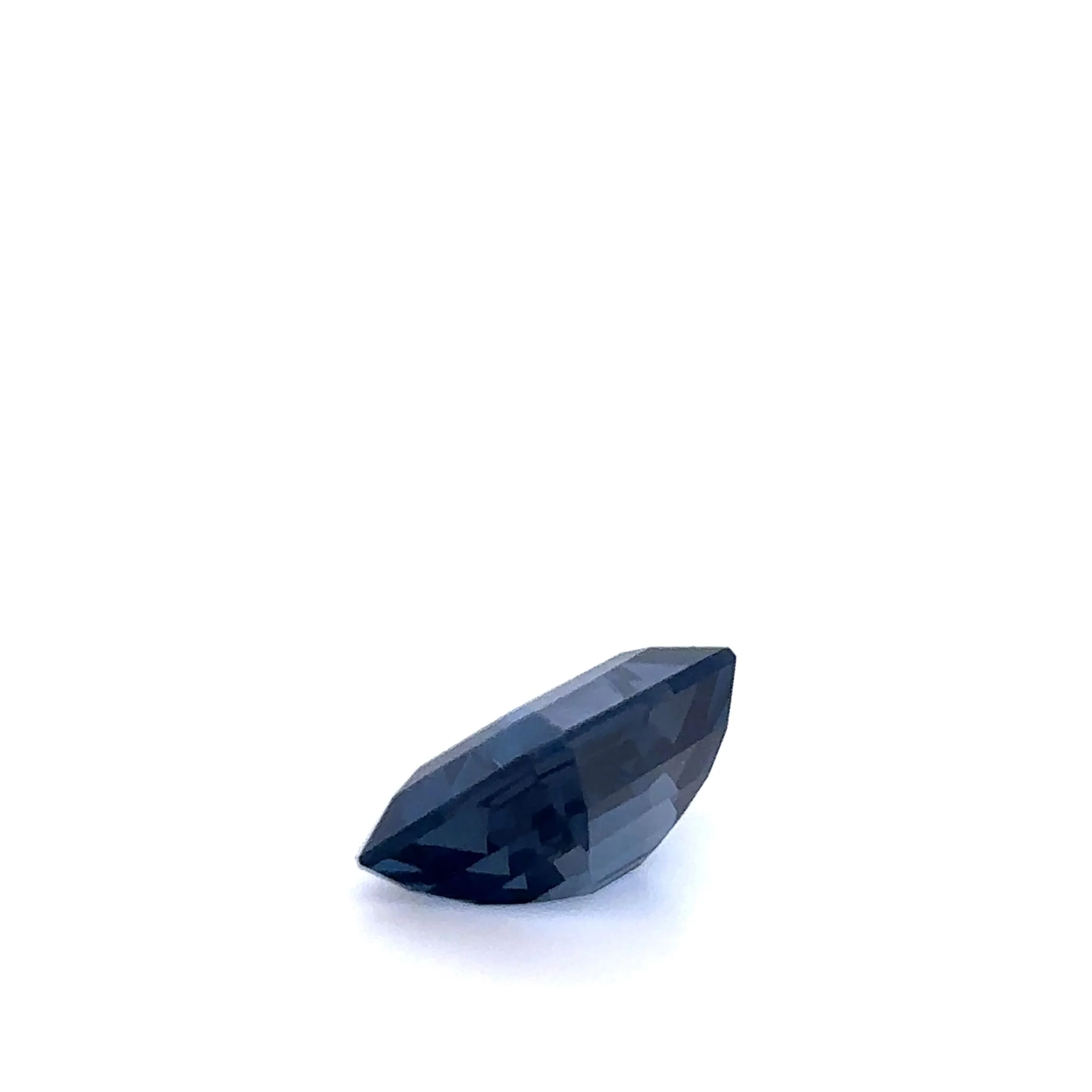 Bespoke Loose Blue Topaz Emerald Cut 8.35ct - Image 4