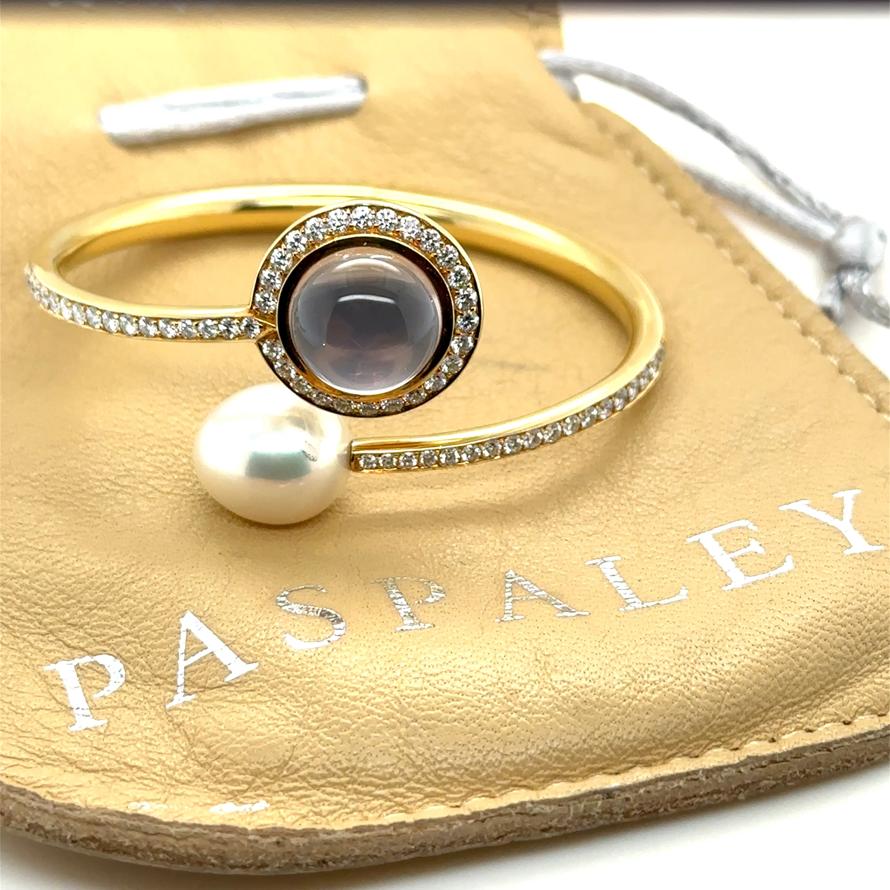 Paspaley 18ct Yellow Gold Muse Pearl & Diamond Bangle 2.18ct 42.85g - Image 9