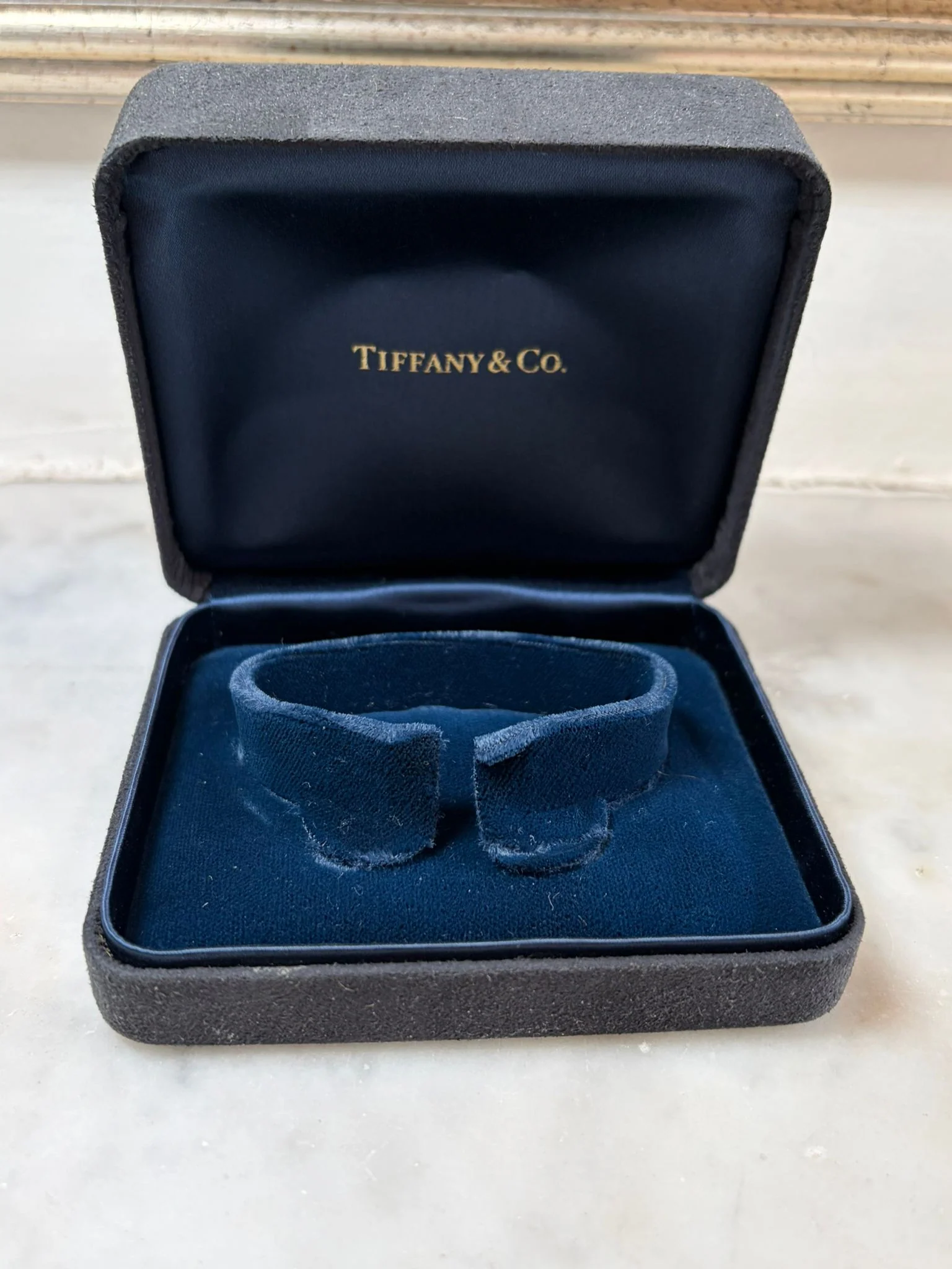 Tiffany & Co. 18ct Yellow Gold 1837 Bangle 29.53g - Image 8