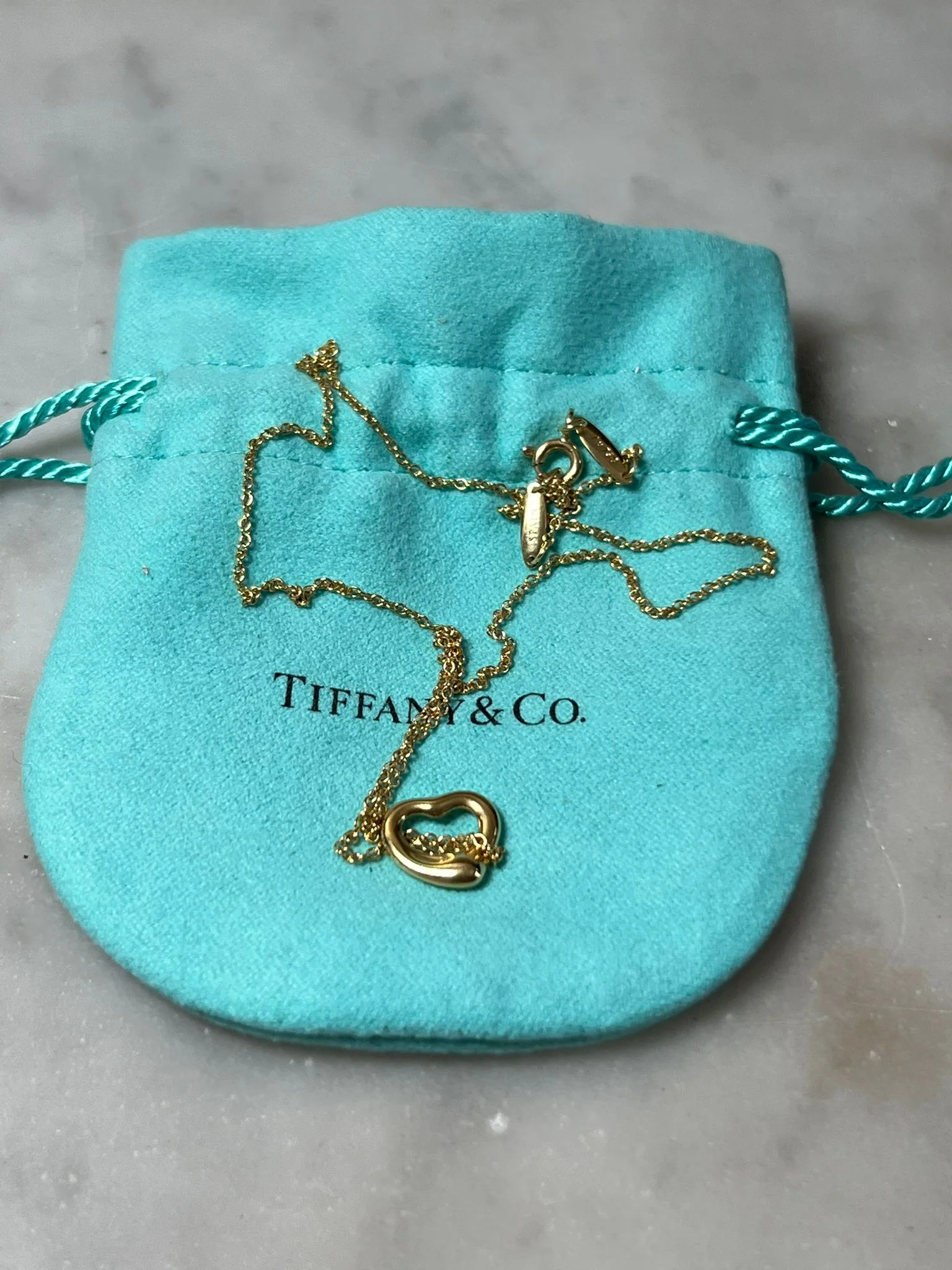 Tiffany & Co 18ct Yellow Gold Elsa Peretti Open Heart Pendant 3g - Image 7