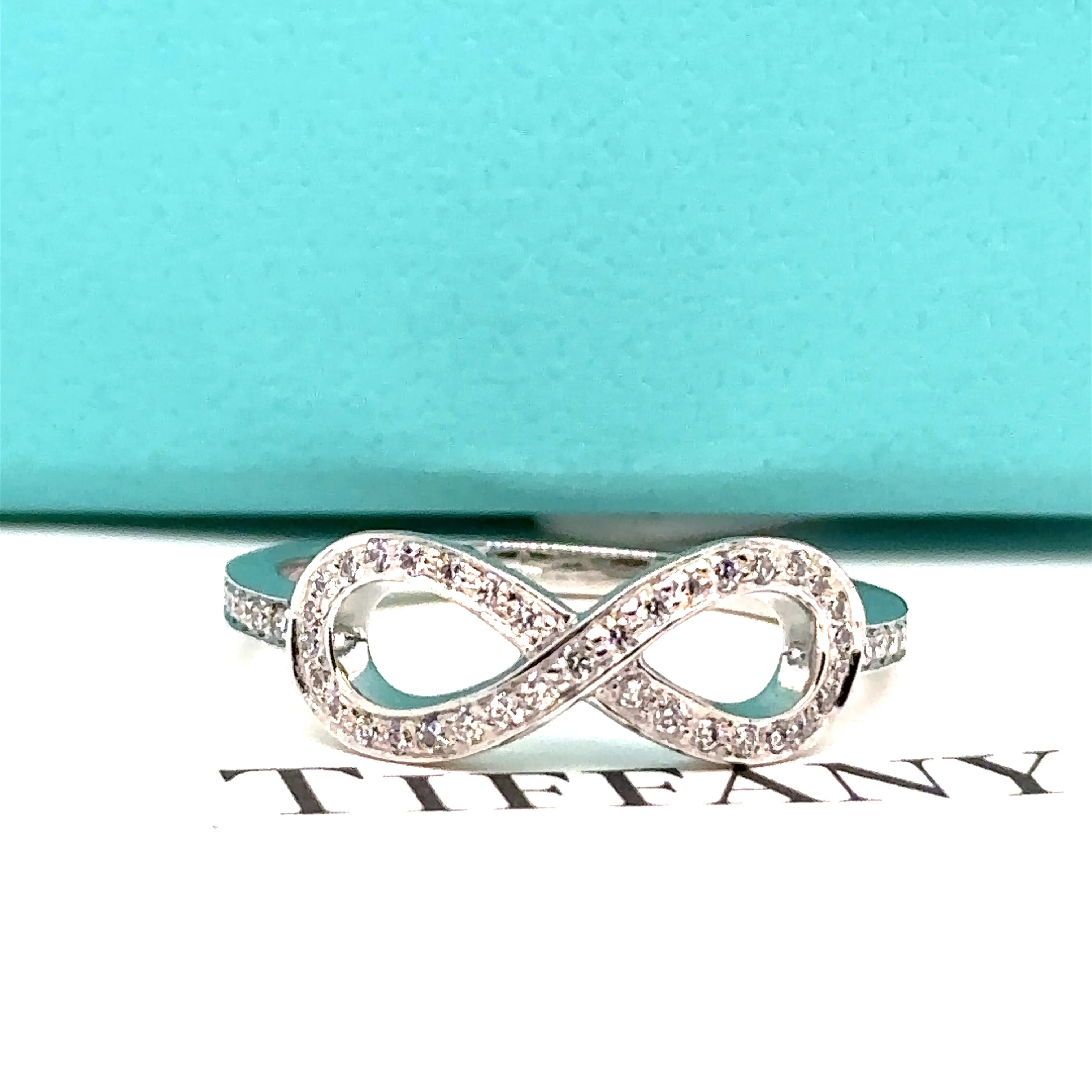Tiffany & Co Infinity Diamond Ring 0.25ct - Image 7