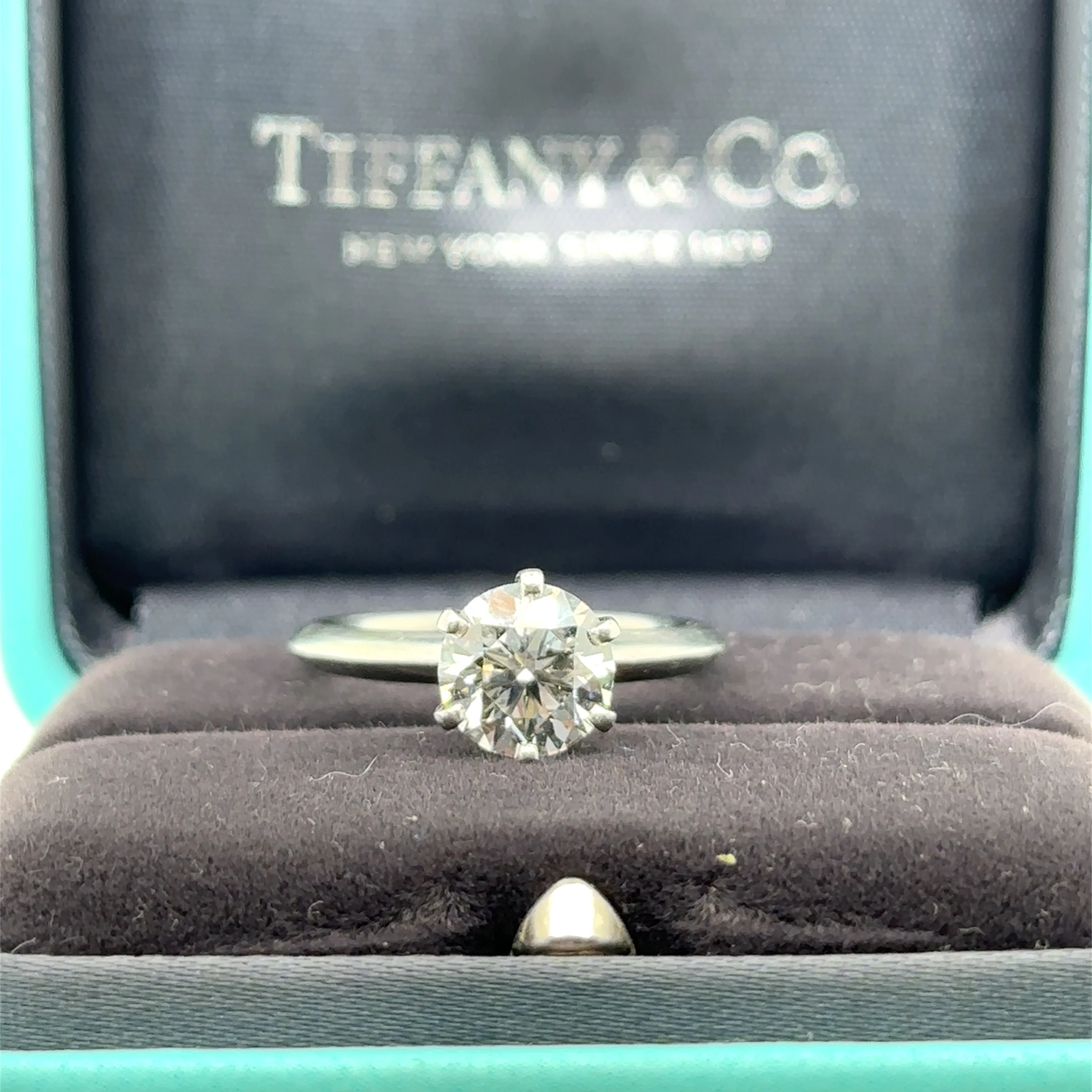 Tiffany & Co. Platinum Diamond Solitaire Engagement Ring 1.66ct 5.61g - Image 8