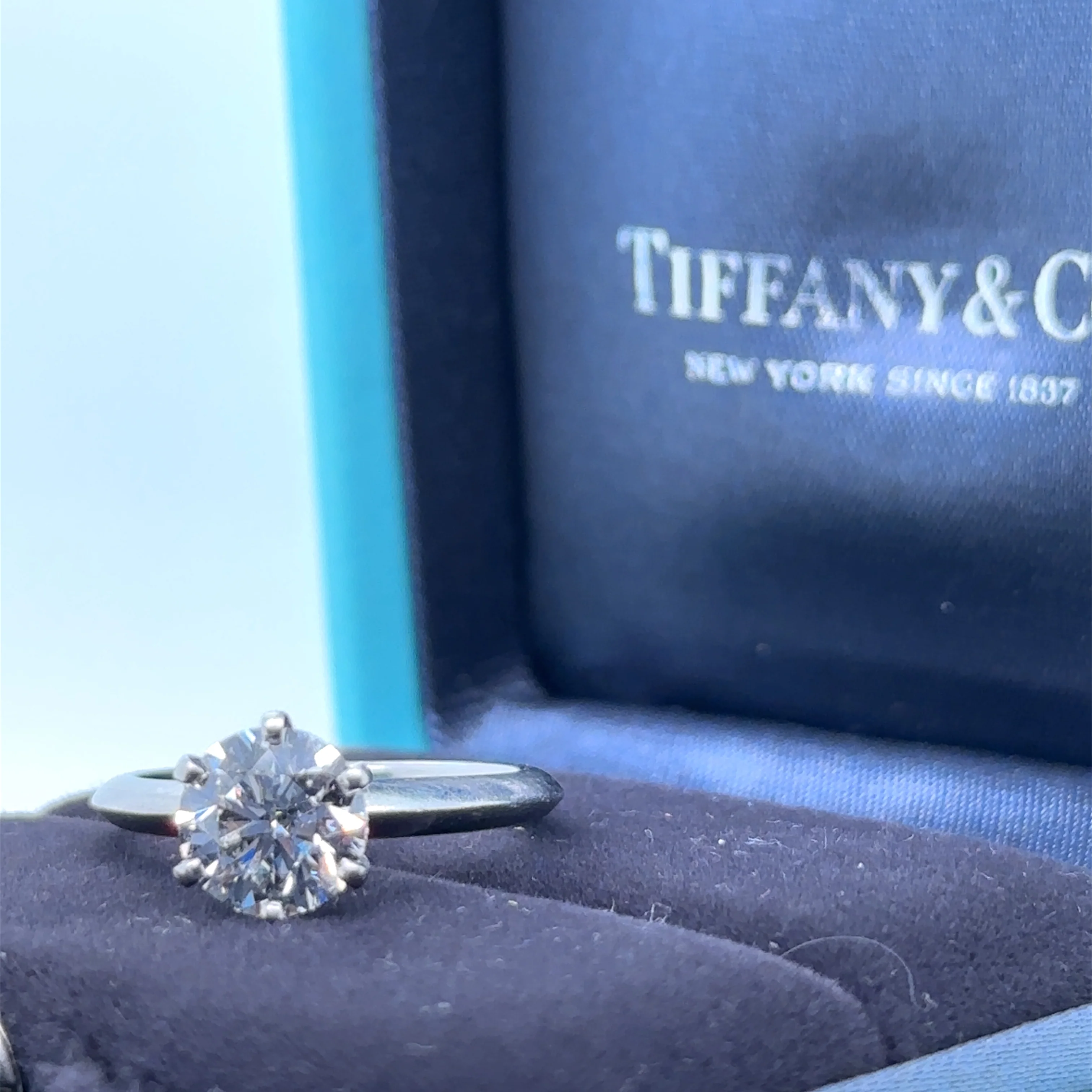 Tiffany & Co. Platinum Diamond Solitaire Engagement Ring 1.66ct 5.61g - Image 9