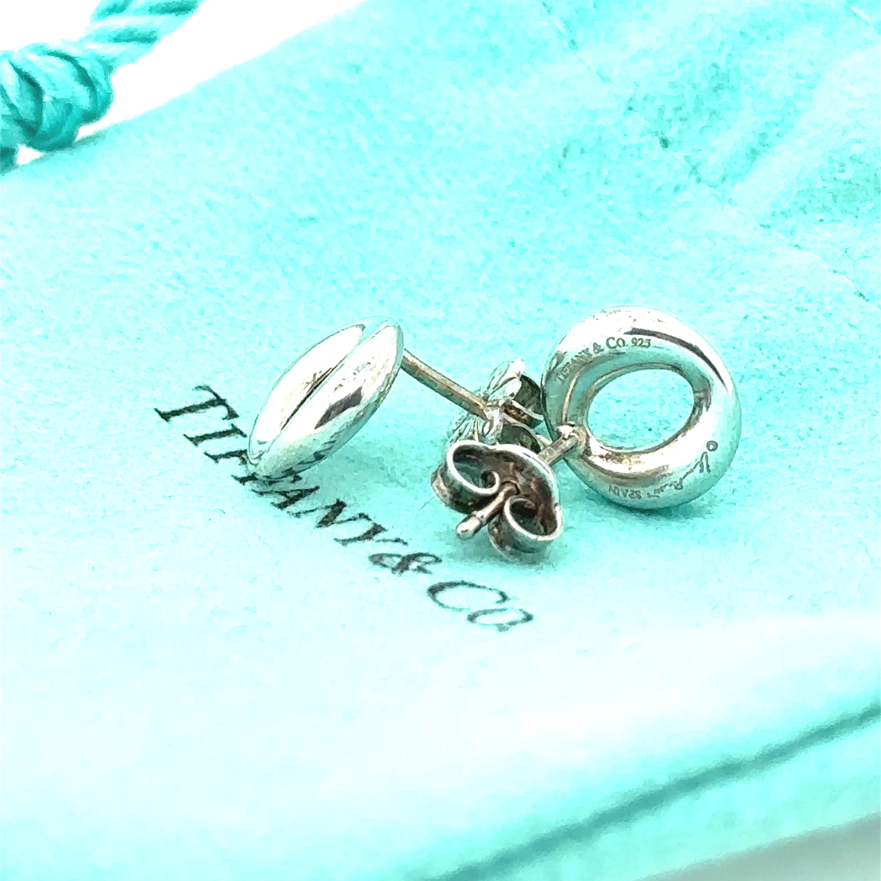Tiffany & Co. Silver Elsa Peretti Sevilla Stud Earrings 2.7g - Image 4