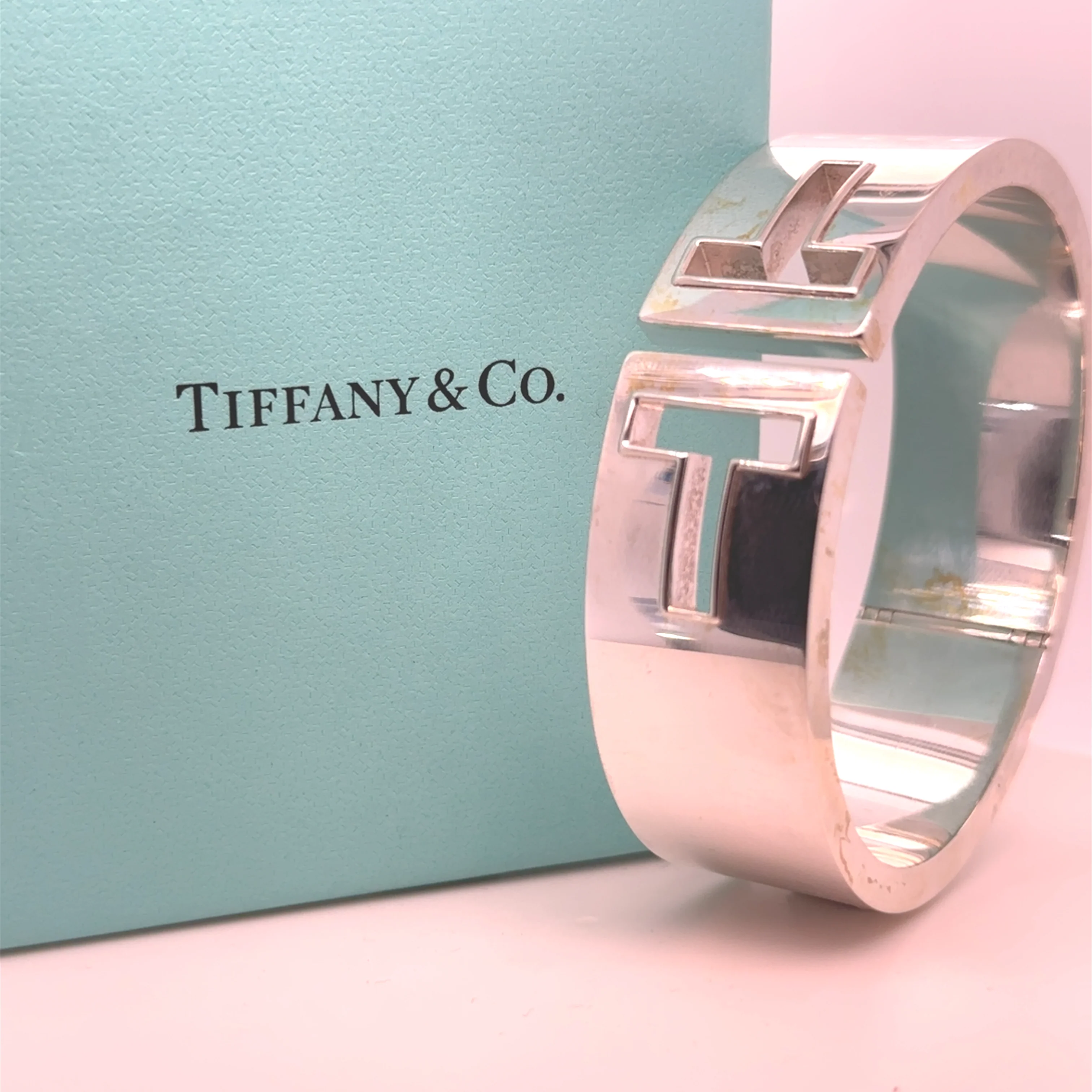 Tiffany & Co Sterling Silver T Cutout Cuff Bracelet 83.71g - Image 6