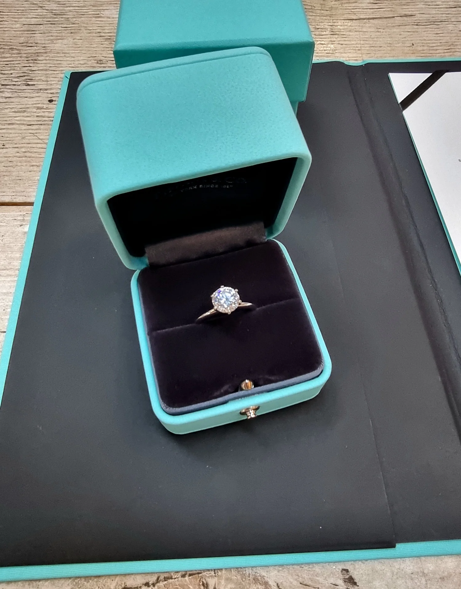 Tiffany Engagement Ring 2.04ct - Image 2